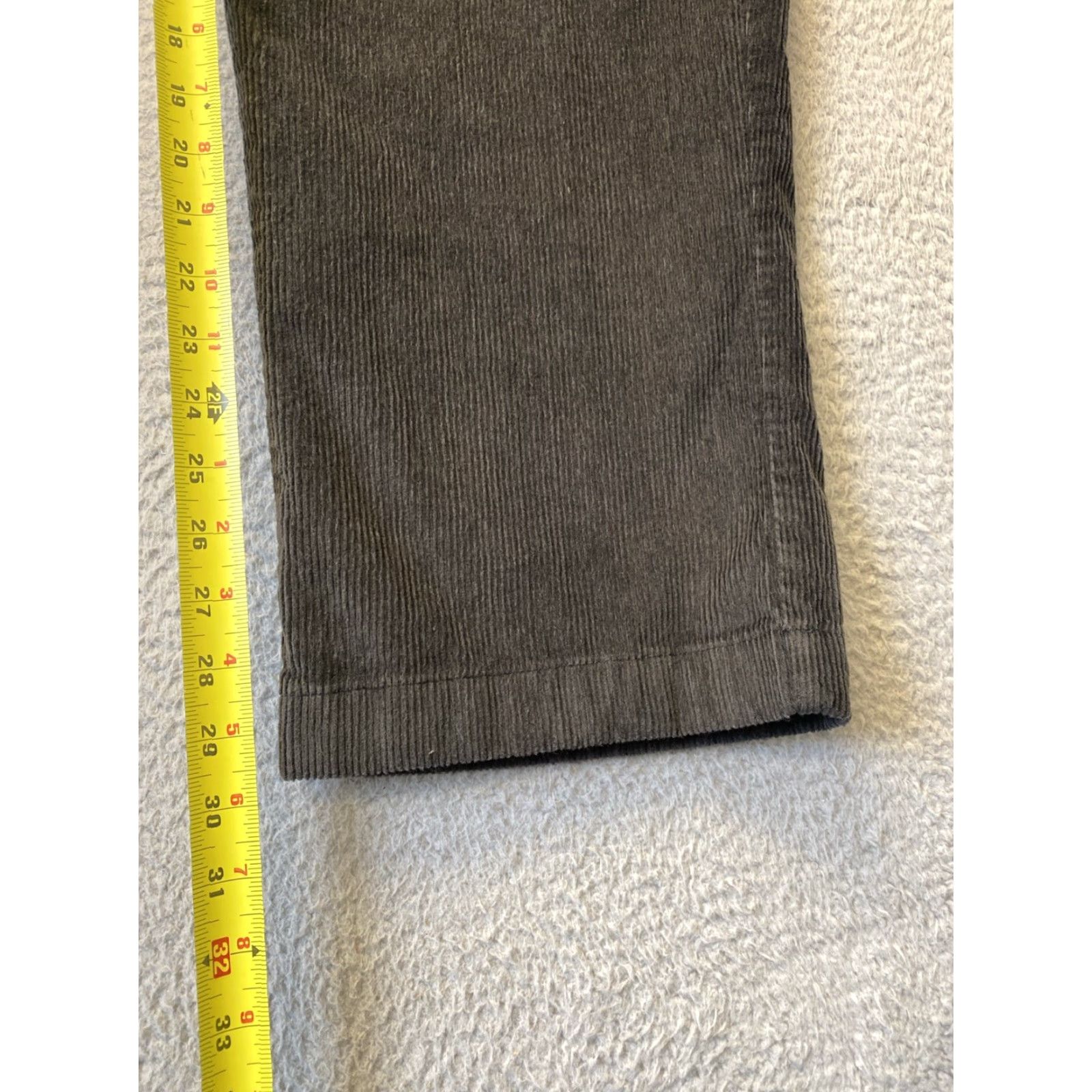 Vintage VINTAGE LL Bean Corduroy Pants Mens 40x30 Gray Classic Straight Leg Adult Regular 40 Dark Gray Vintage Outdoor/Travel Mens Size US 40 / EU 56 - 4 Thumbnail