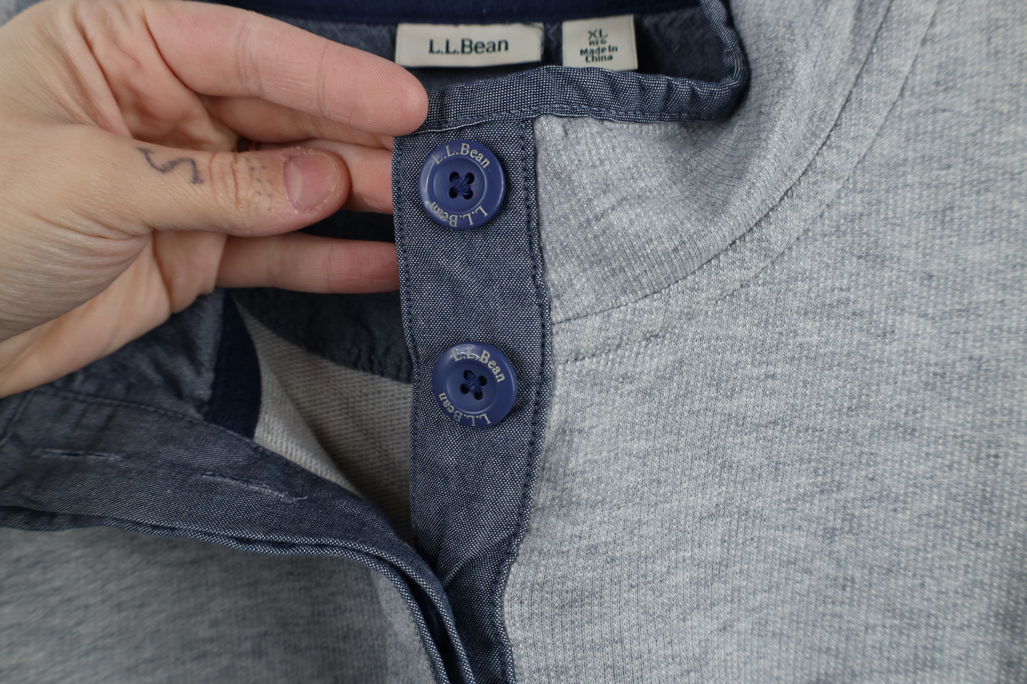 L.L. Bean × Vintage Y2K LL Bean Thermal Ribbed Knit Pullover Henley Sweater Gray Size XL / US 12-14 / IT 48-50 - 8 Thumbnail