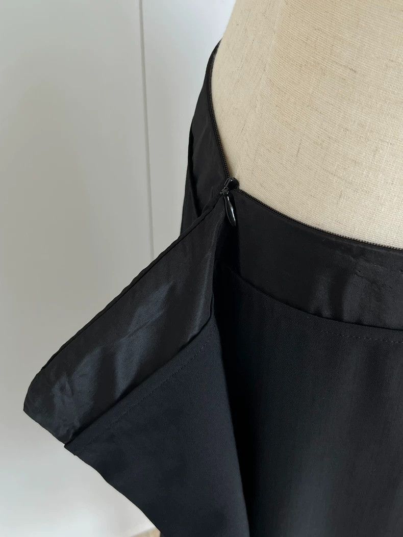 Yohji Yamamoto Yohji Yamamoto size 1 01 SS Zip Pocket Skirt Size 25" / US 0 / IT 36 - 6 Thumbnail