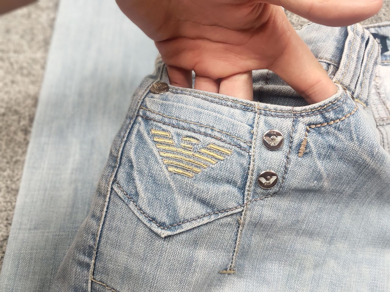 Emporio Armani Vintage Emporio Armani Y2K Style Metal logo Blue denim Jeans Size US 32 / EU 48 - 10 Thumbnail