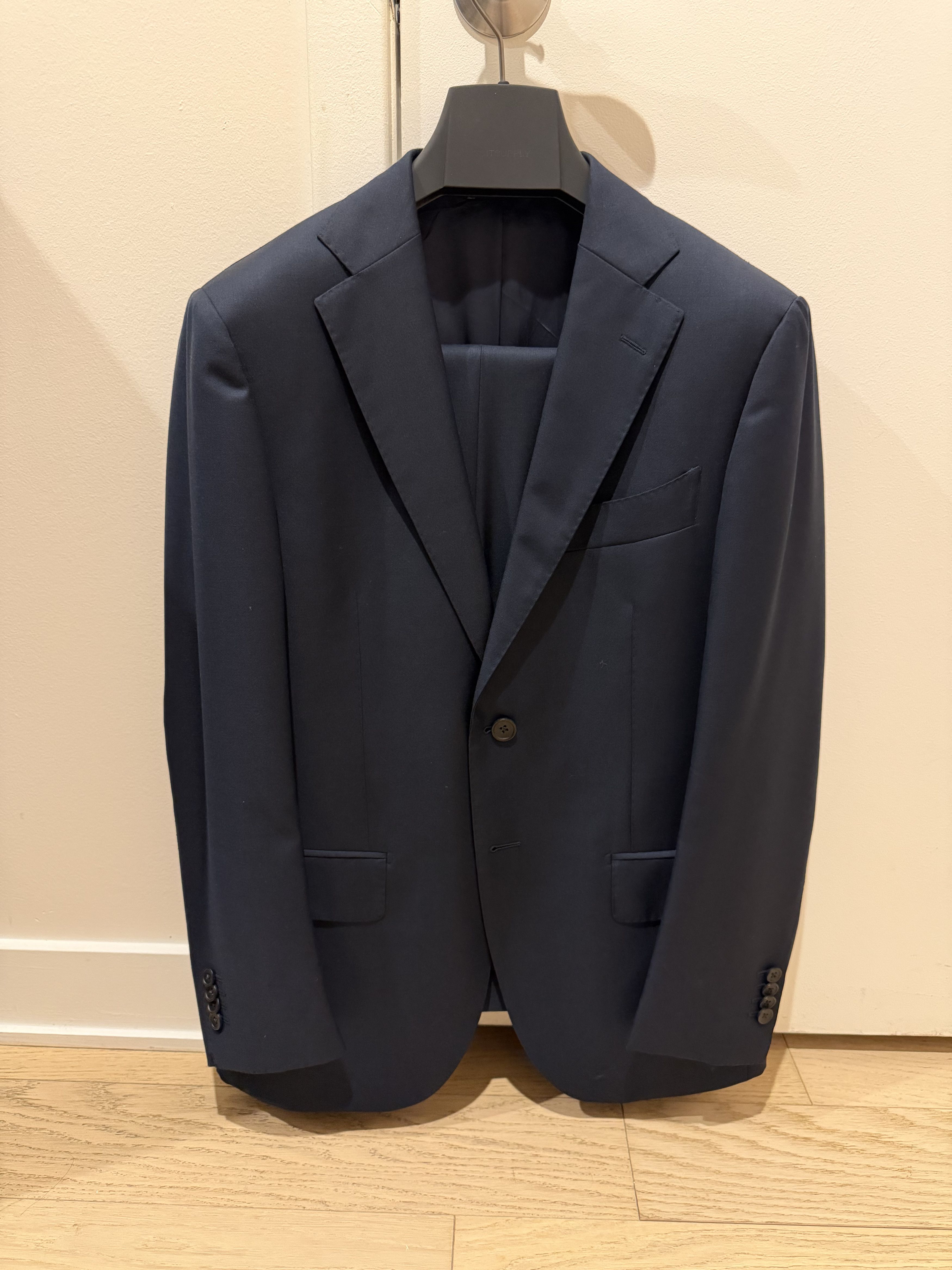 Suitsupply Navy suit Size 38S - 1 Thumbnail