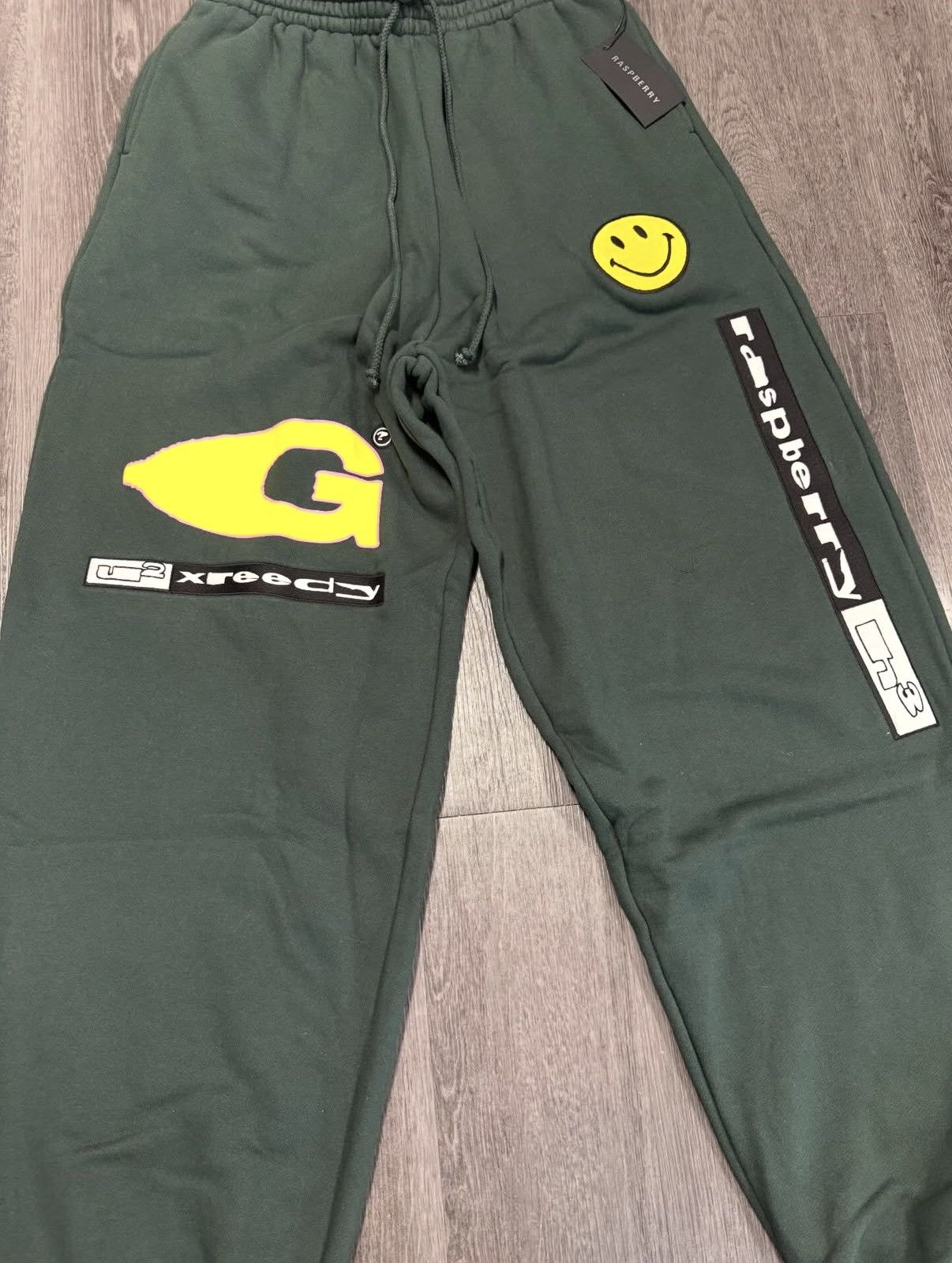 The GV Gallery Brand new Gv gallery x greedy unit sweatpants Size US 32 / EU 48 - 1 Thumbnail