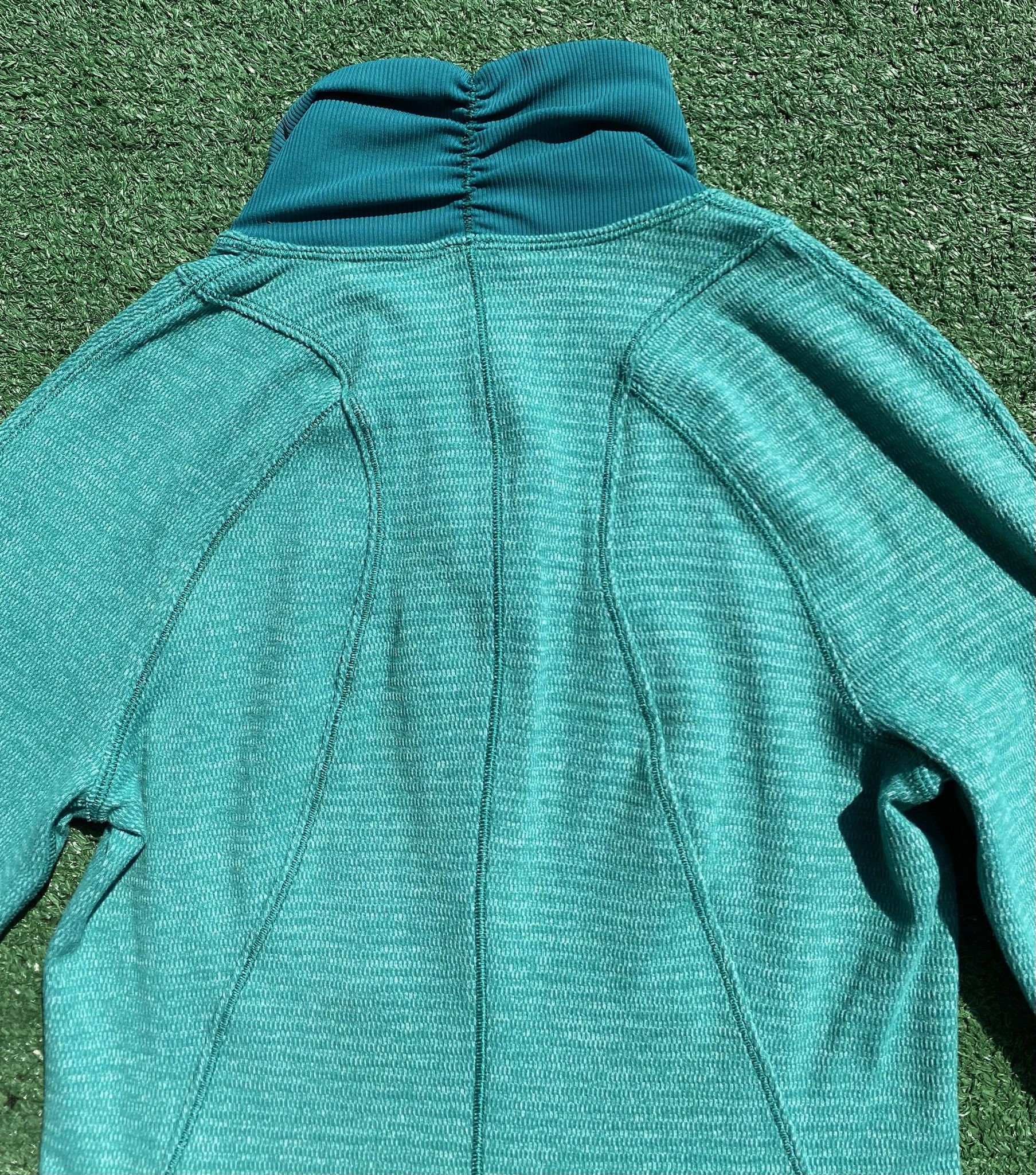 Lululemon Lululemon Runderful 1/2 Zip Green Teal Long Sleeve Shirt 4 Size S / US 4 / IT 40 - 7 Thumbnail
