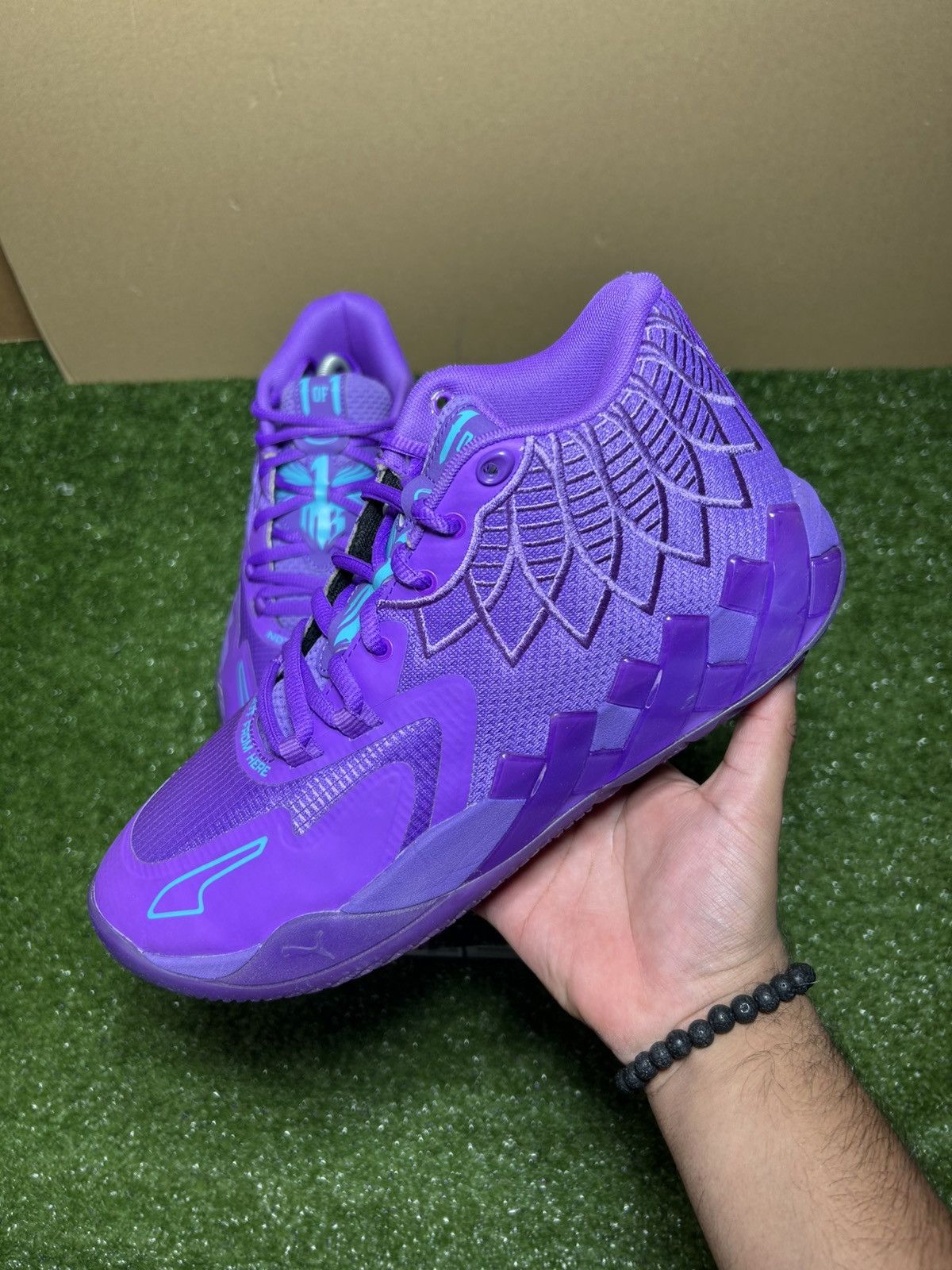 Puma Pum Lamelo Ball MB.01 Queen City Size US 9.5 / EU 42-43 - 2 Thumbnail
