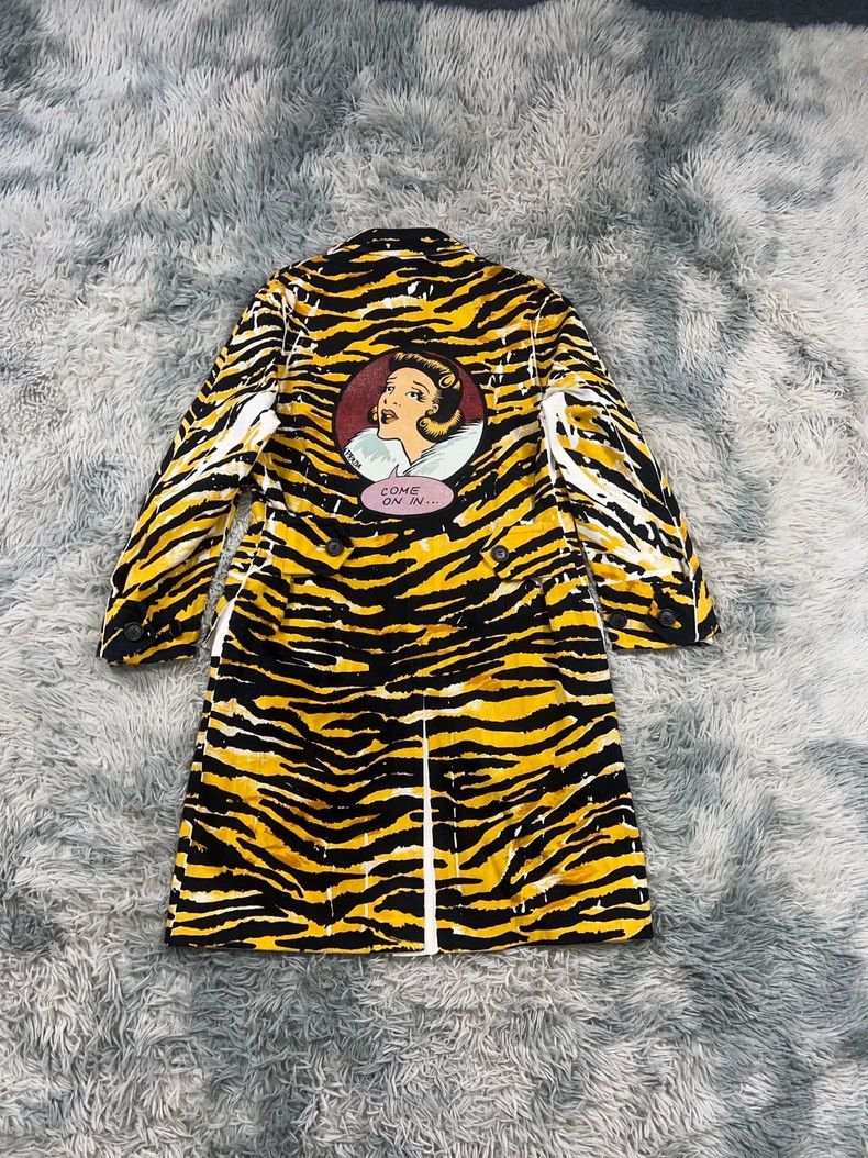 Prada Prada Show style tiger pattern coat 2502-Nextarrow Size US XXS / EU 40 - 2 Thumbnail