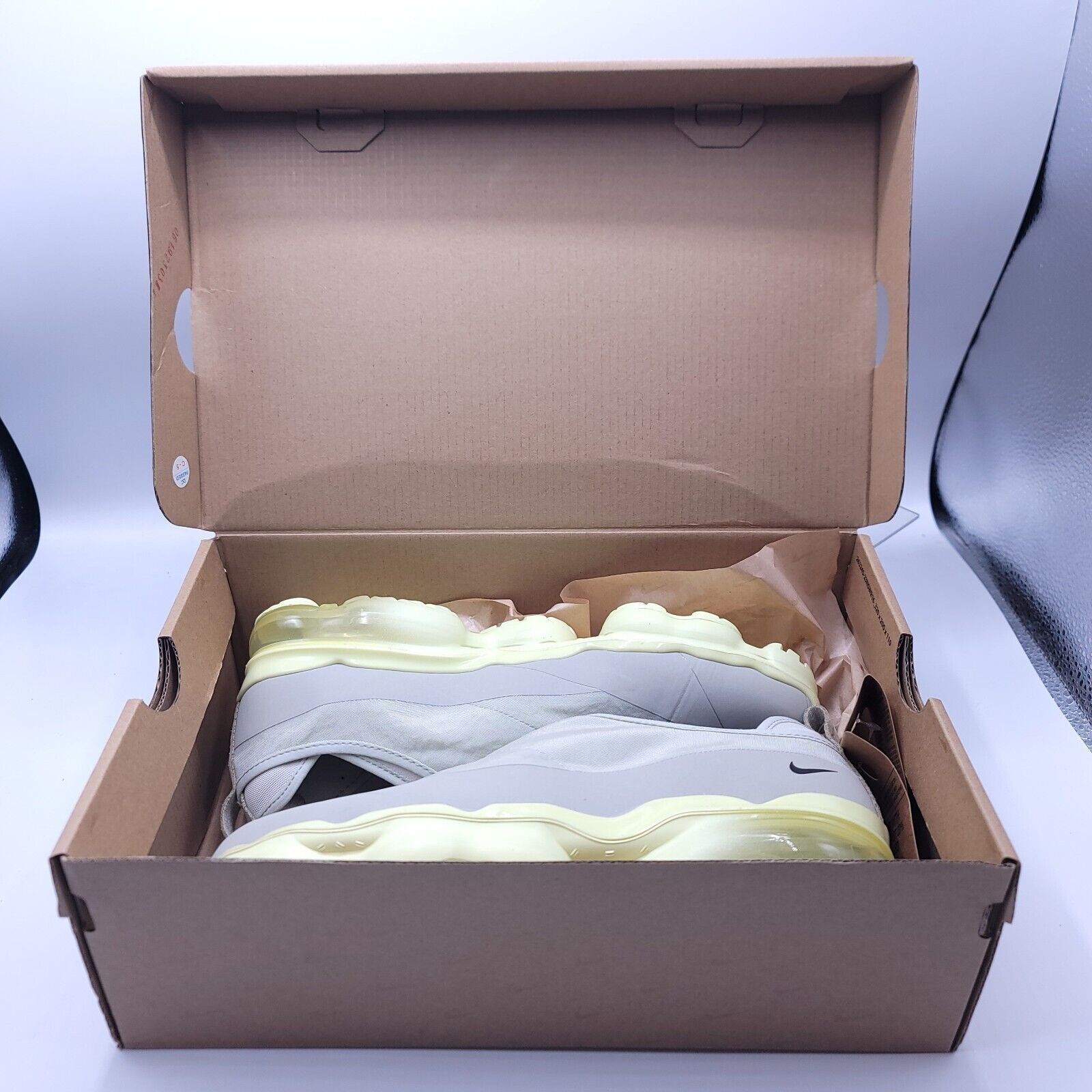 Nike Nike Air Vapormax Moc Roam Shoe Mens Size 8 DZ7273-100 Gray Size US 8 / EU 41 - 11 Thumbnail