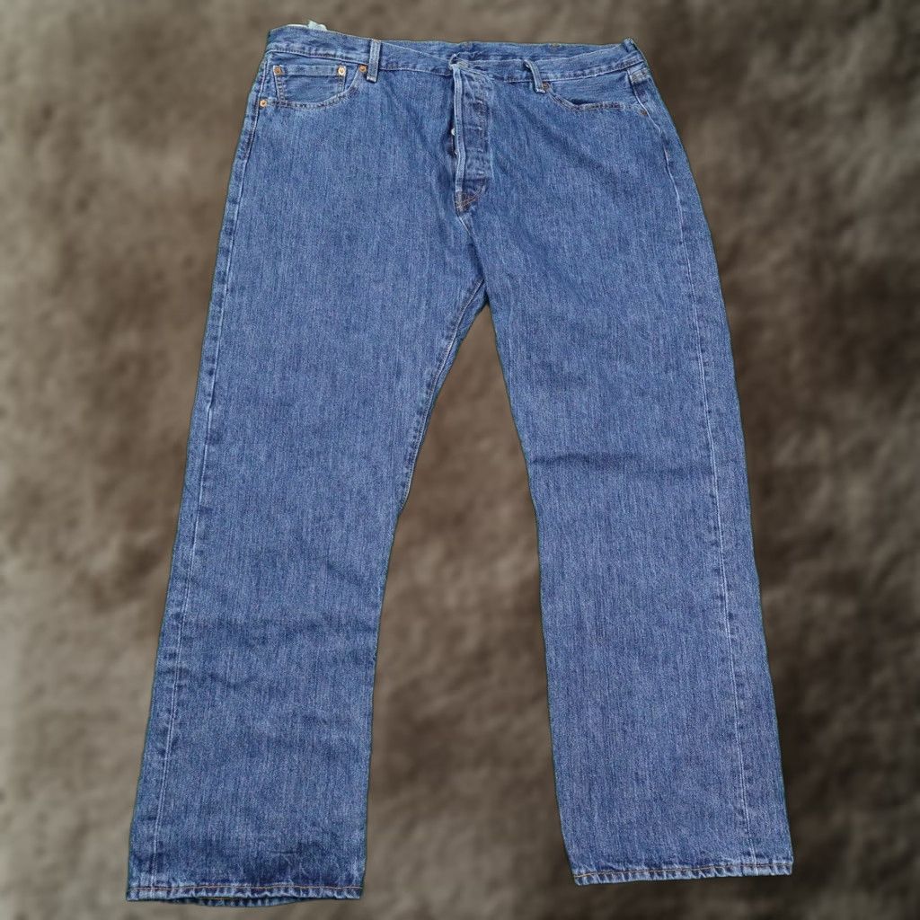 Levi's Vintage Levi's 501 Jeans Men Size 42x32 Blue Denim Straight Fit Button Fly 100% Cotton Size US 42 / EU 58 - 1 Thumbnail