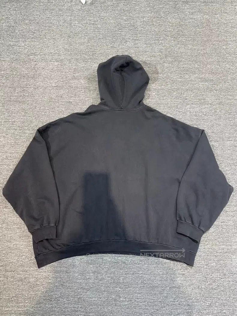 Balenciaga Balenciaga Distressed Hoodie Size US L / EU 52-54 / 3 - 2 Thumbnail