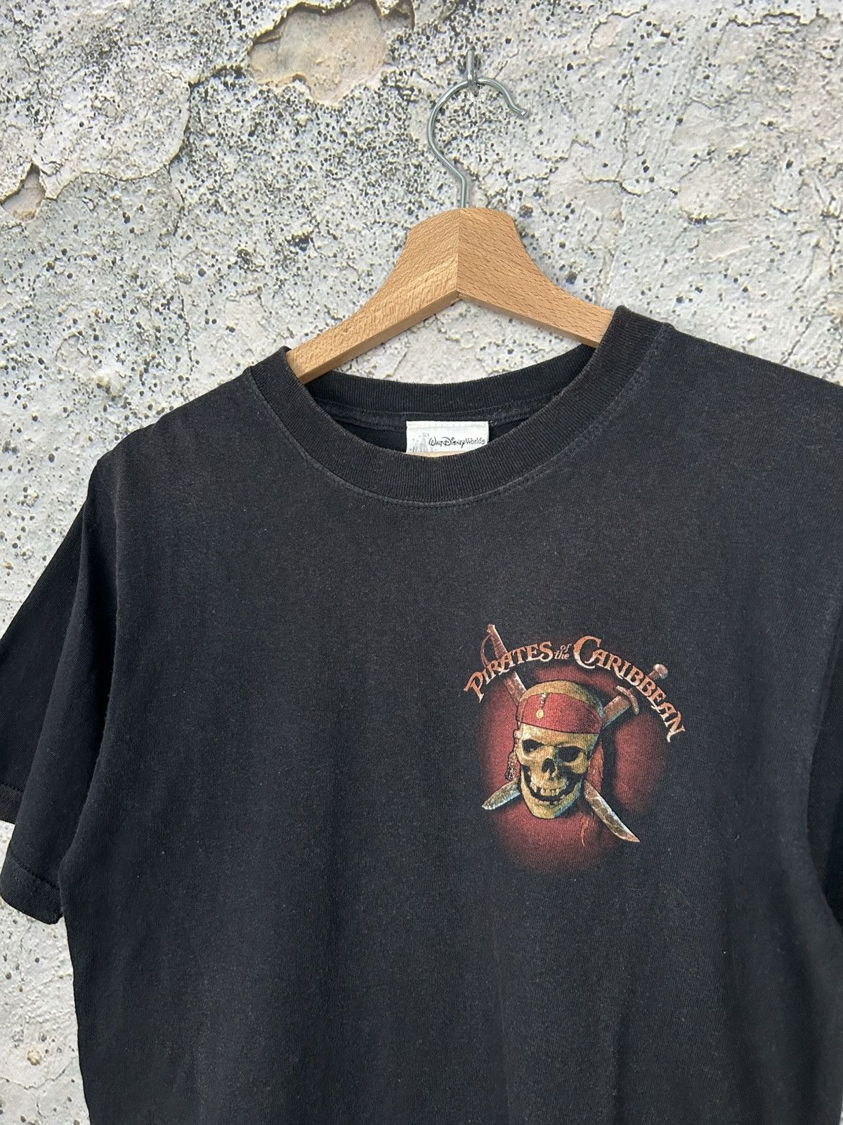 Disney Vintage Disney Pirates Of The Caribbean Movie Graphic Tee Size US S / EU 44-46 / 1 - 5 Thumbnail