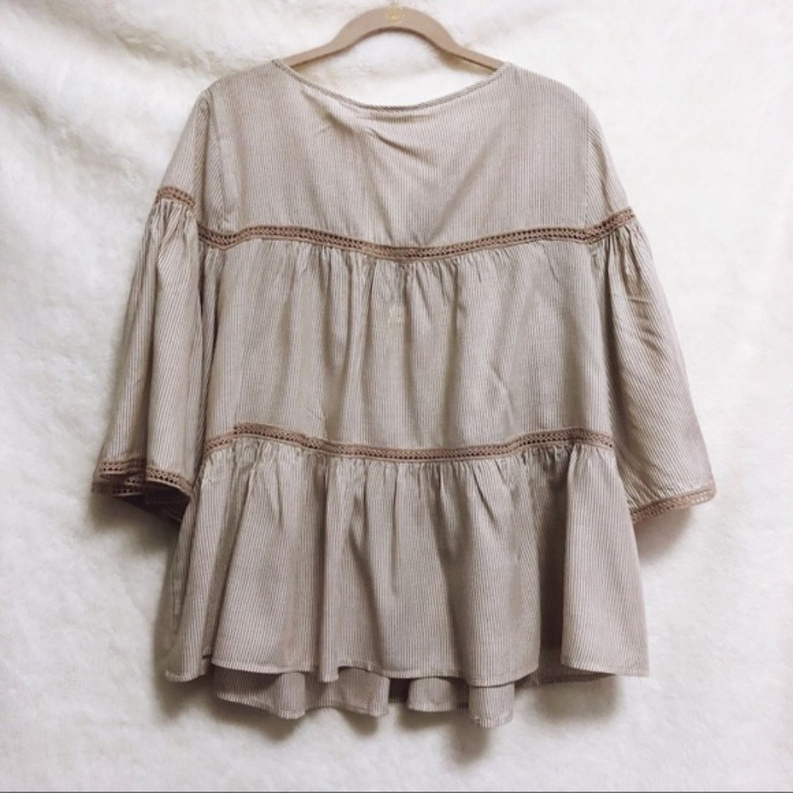 Other Max Studio Light Tan and White Striped Shirt Size S / US 4 / IT 40 - 2 Thumbnail