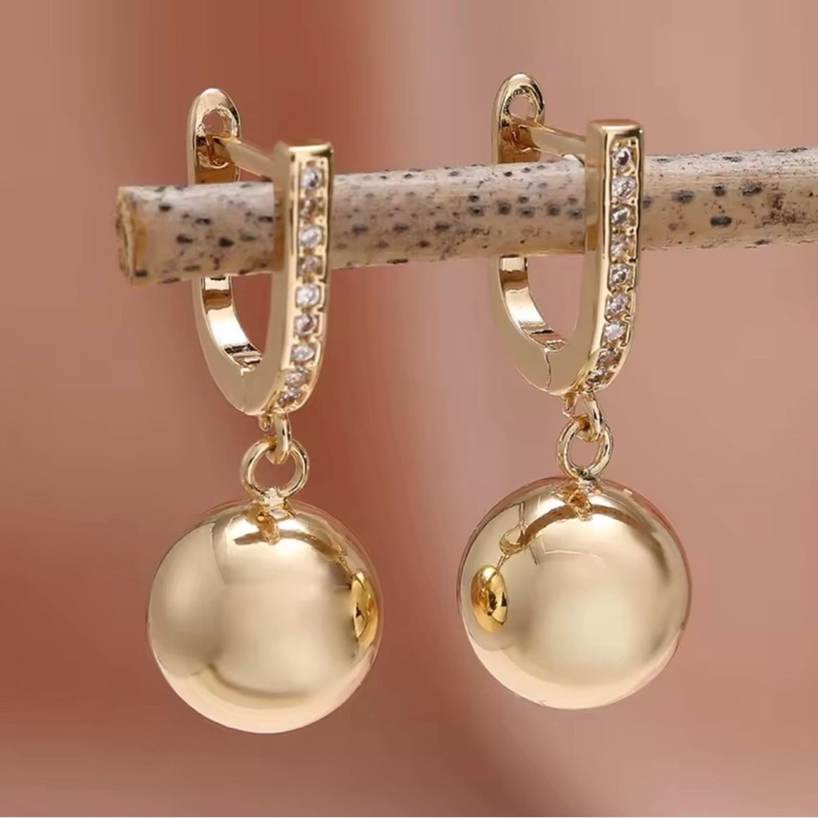 Other Cute Small Round Metal Dangle Earrings For Women Size ONE SIZE - 1 Thumbnail