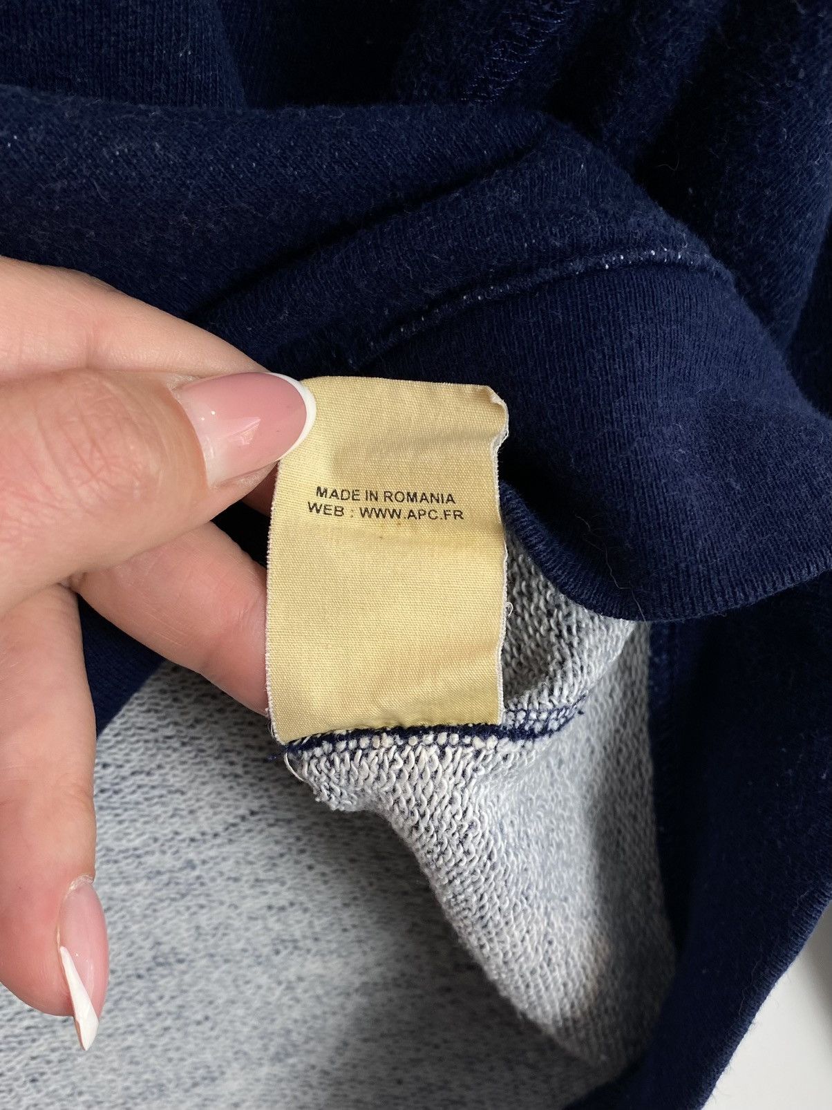 A.P.C. A.P.C. Rue Madame Pres Du Luxembourg Sweatshirt Size S Blue Size S / US 4 / IT 40 - 5 Thumbnail