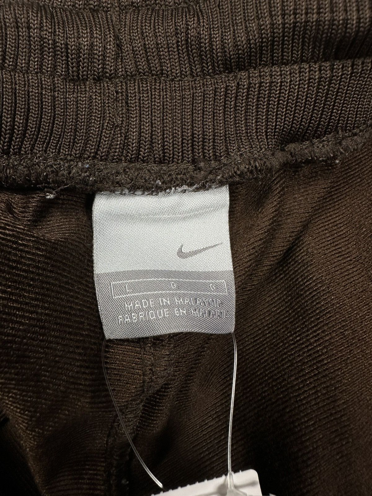 Nike Vintage Nike track Pants Size US 36 / EU 52 - 12 Thumbnail