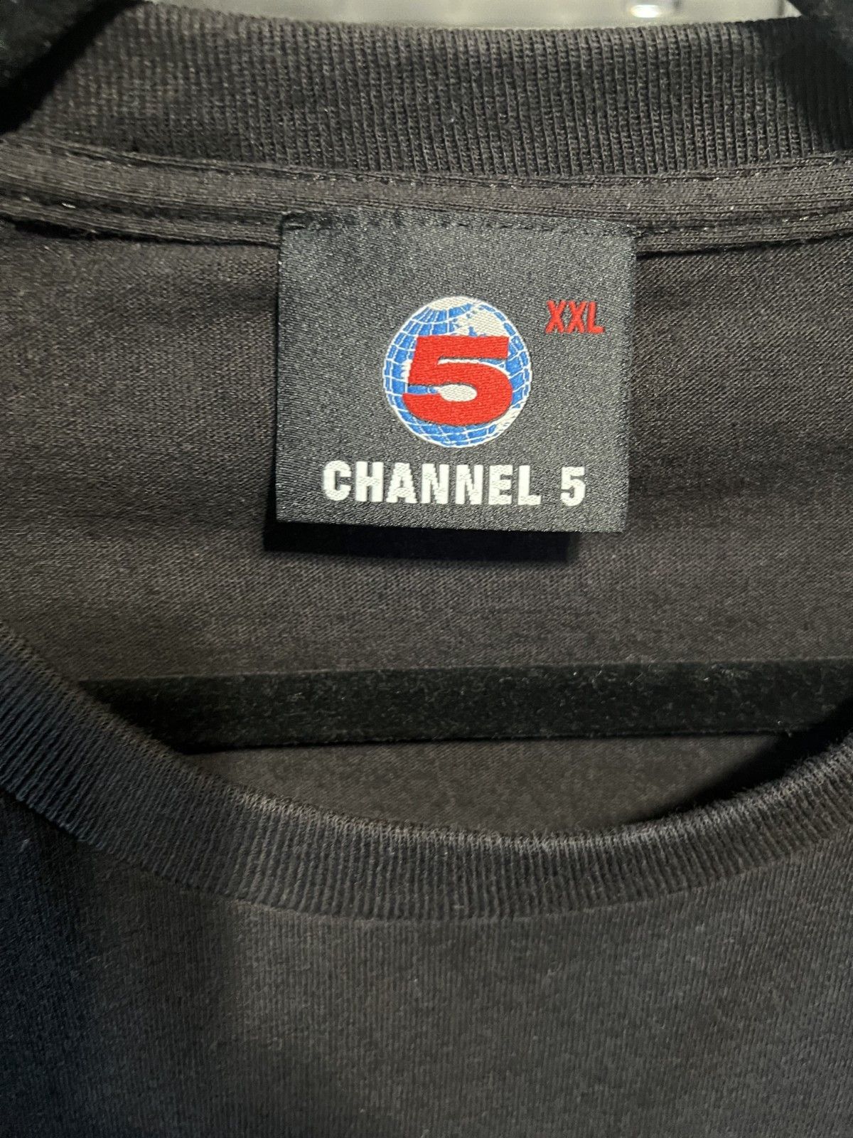 Other Channel 5 News Andrew Callaghan Globe XXL T-Shirt 2022 Size US XXL / EU 58 / 5 - 3 Thumbnail