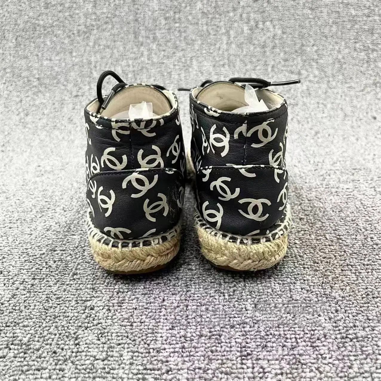 Chanel Chanel New Black White CC Straw Fisherman Shoes. Size US 6 / IT 36 - 3 Thumbnail