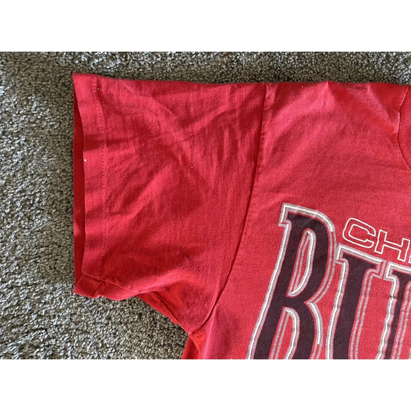 Logo 7 VINTAGE Logo 7 T Shirt Mens Large Red NBA Chicago Bulls Single Stitch Shirt Mens L Red 1990s Bulls Logo 7 Size US L / EU 52-54 / 3 - 6 Thumbnail