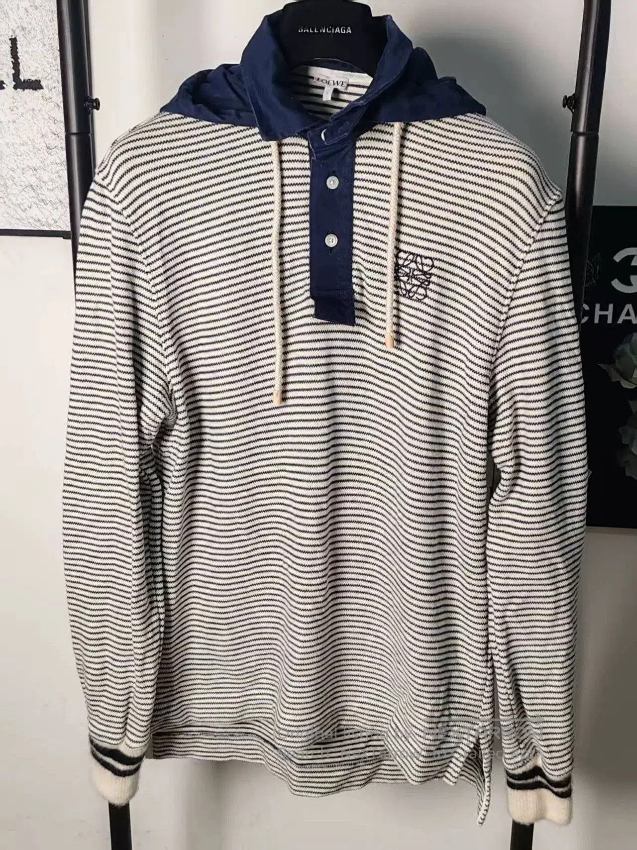 Loewe Loewe Embroidered Logo Sweatshirt. Size US M / EU 48-50 / 2 - 1 Thumbnail