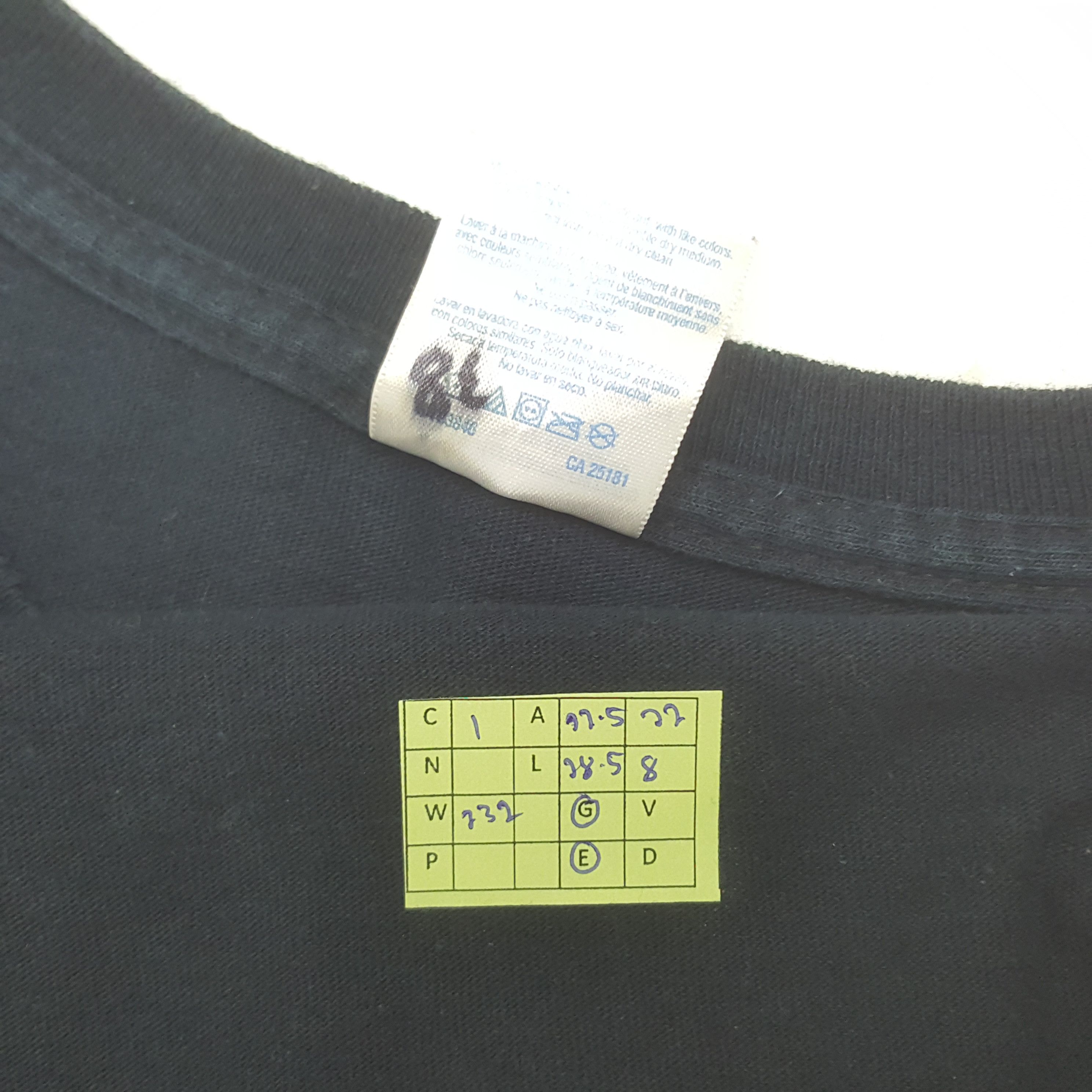 Gildan Vintage Hunter Overload Horror Halloween Game Tshirt RR1 Size US L / EU 52-54 / 3 - 6 Thumbnail