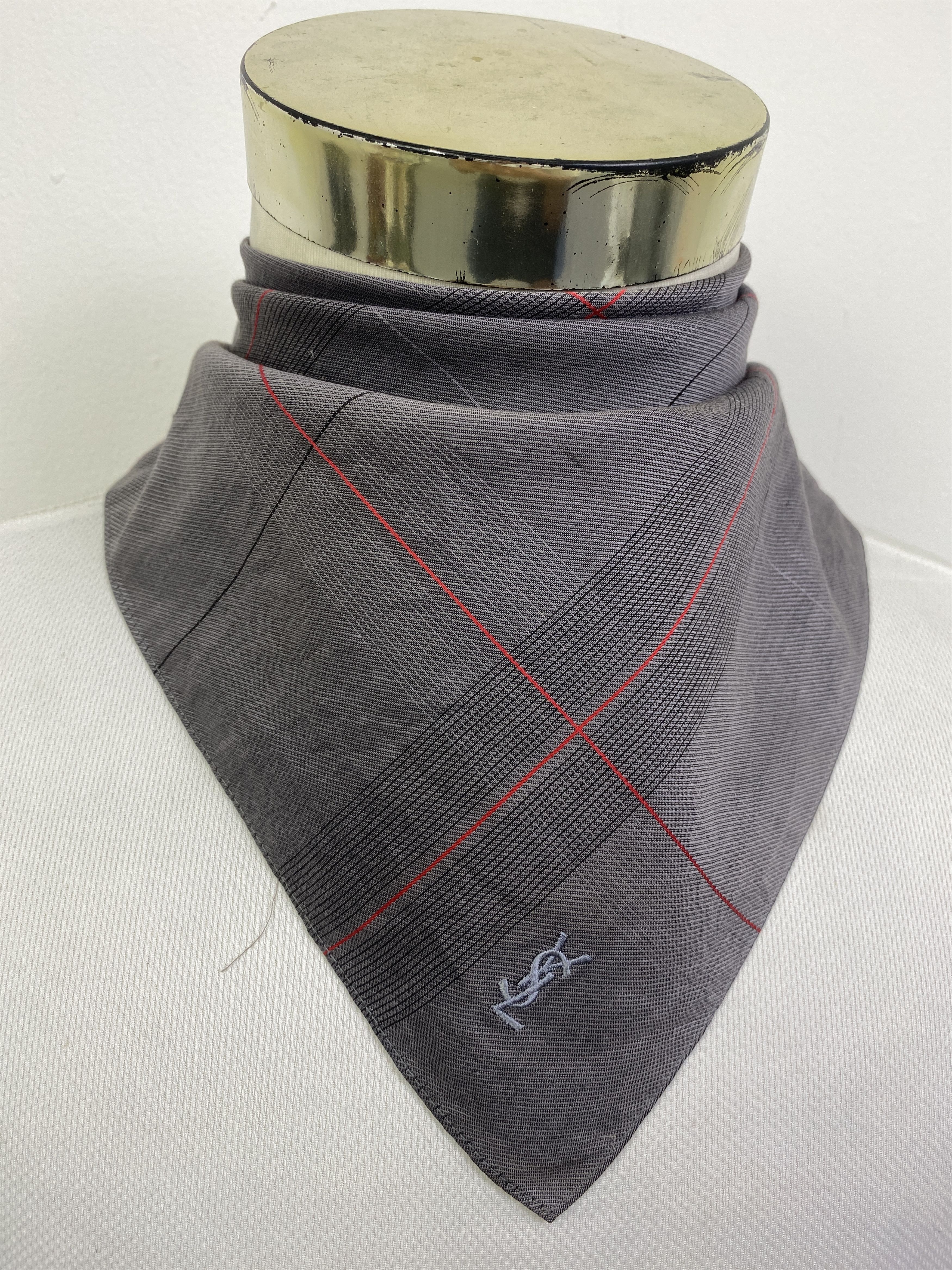 Yves Saint Laurent Yves Saint Laurent Handkerchief / Neckerchief KT0050 Size ONE SIZE - 2 Thumbnail