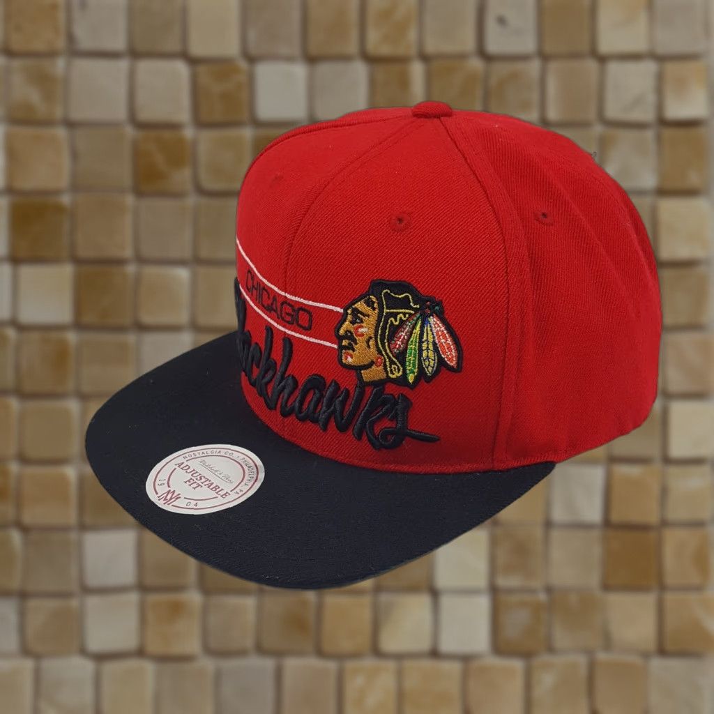 Mitchell & Ness VINTAGE Mitchell & Ness Chicago Blackhawks NHL Logo Wool Snapback Baseball Cap Hat One Size Red 90s Mens Size ONE SIZE - 1 Thumbnail