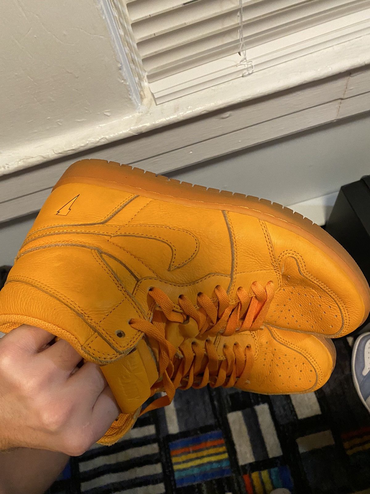 Jordan Brand Gatorade orange 1s Size US 9 / EU 42 - 4 Thumbnail