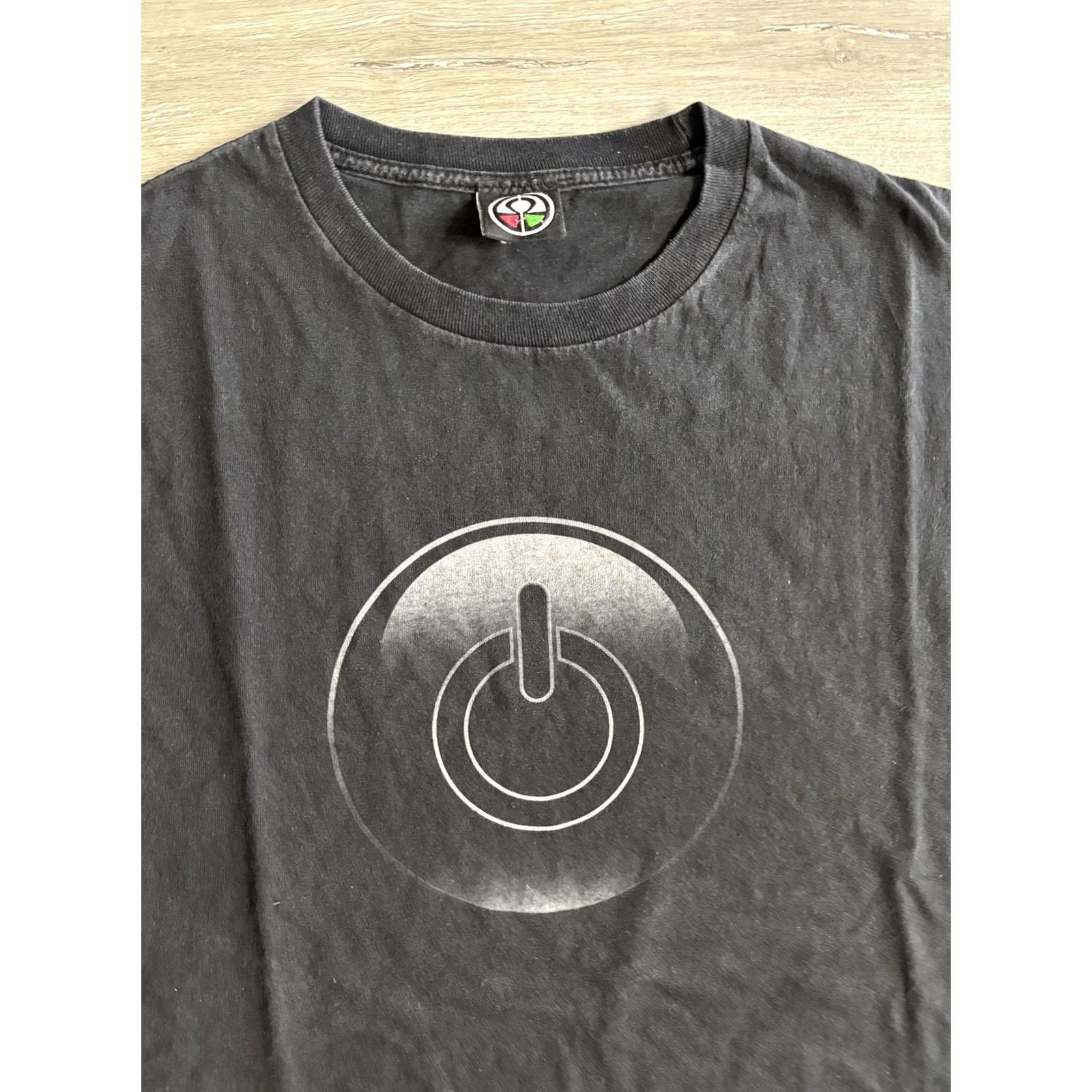 Logo 7 Aunkh Shirt Mens XL Black Power Button Logo Graphic Tee T-Shirt Technology Size US XL / EU 56 / 4 - 4 Thumbnail