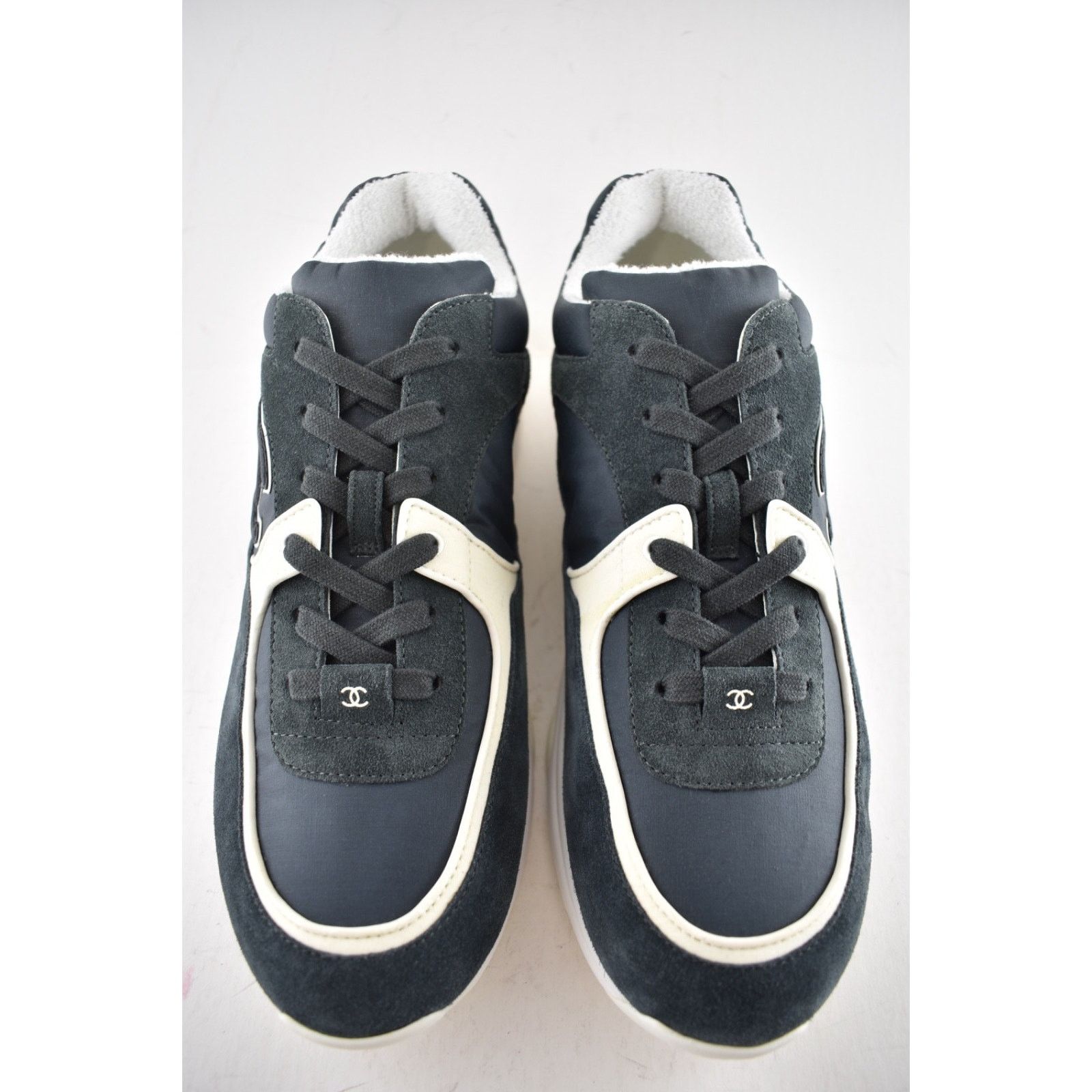 Chanel Chanel 20C Mens Blue White CC Logo Low Top Lace Up Size US 11 / EU 44 - 6 Thumbnail