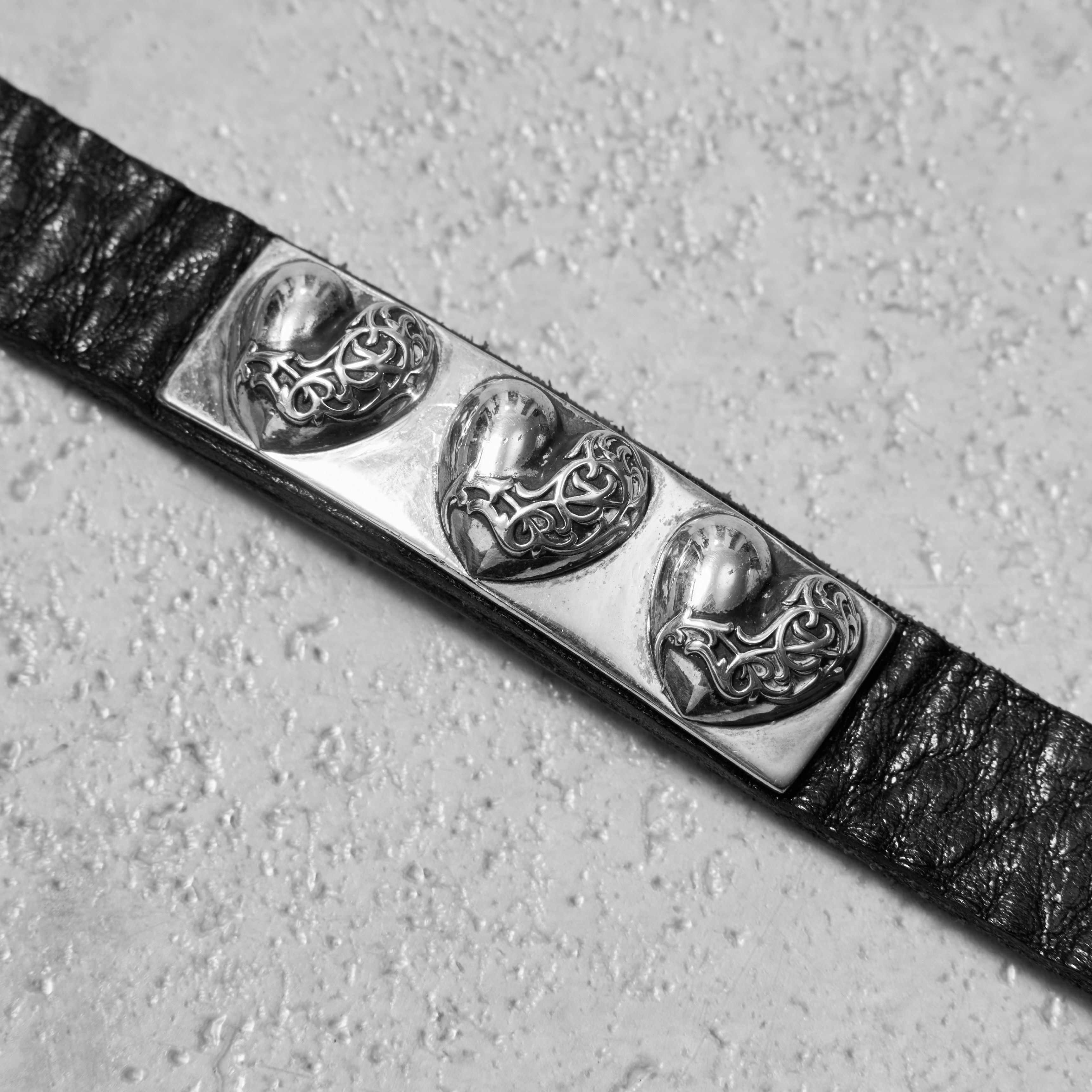 Chrome Hearts CHROME HEARTS Heart Plate Leather Bracelet Size ONE SIZE - 1 Thumbnail