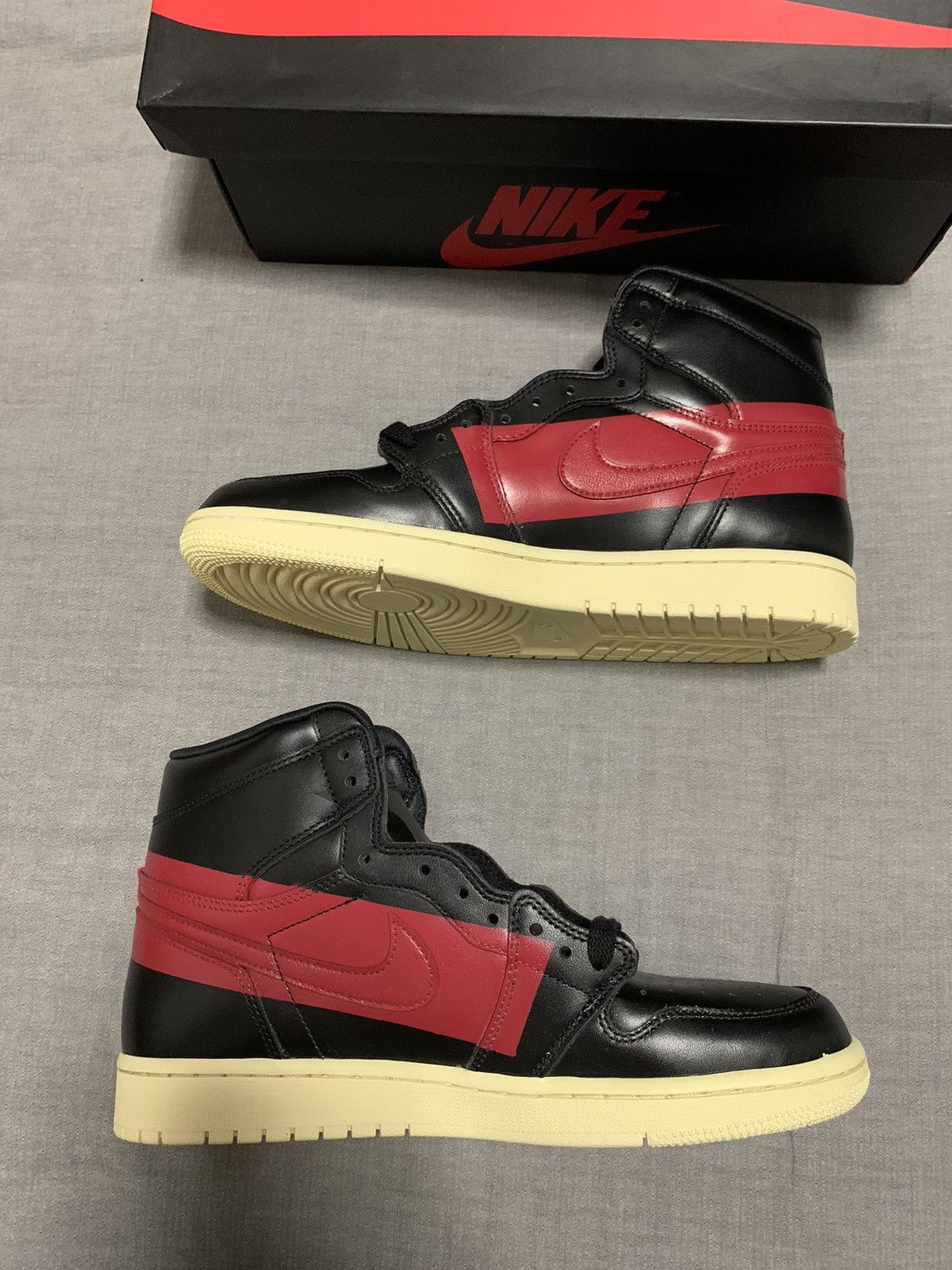 Nike Air Jordan 1 High OG Defiant Size 10 Size US 10 / EU 43 - 2 Thumbnail