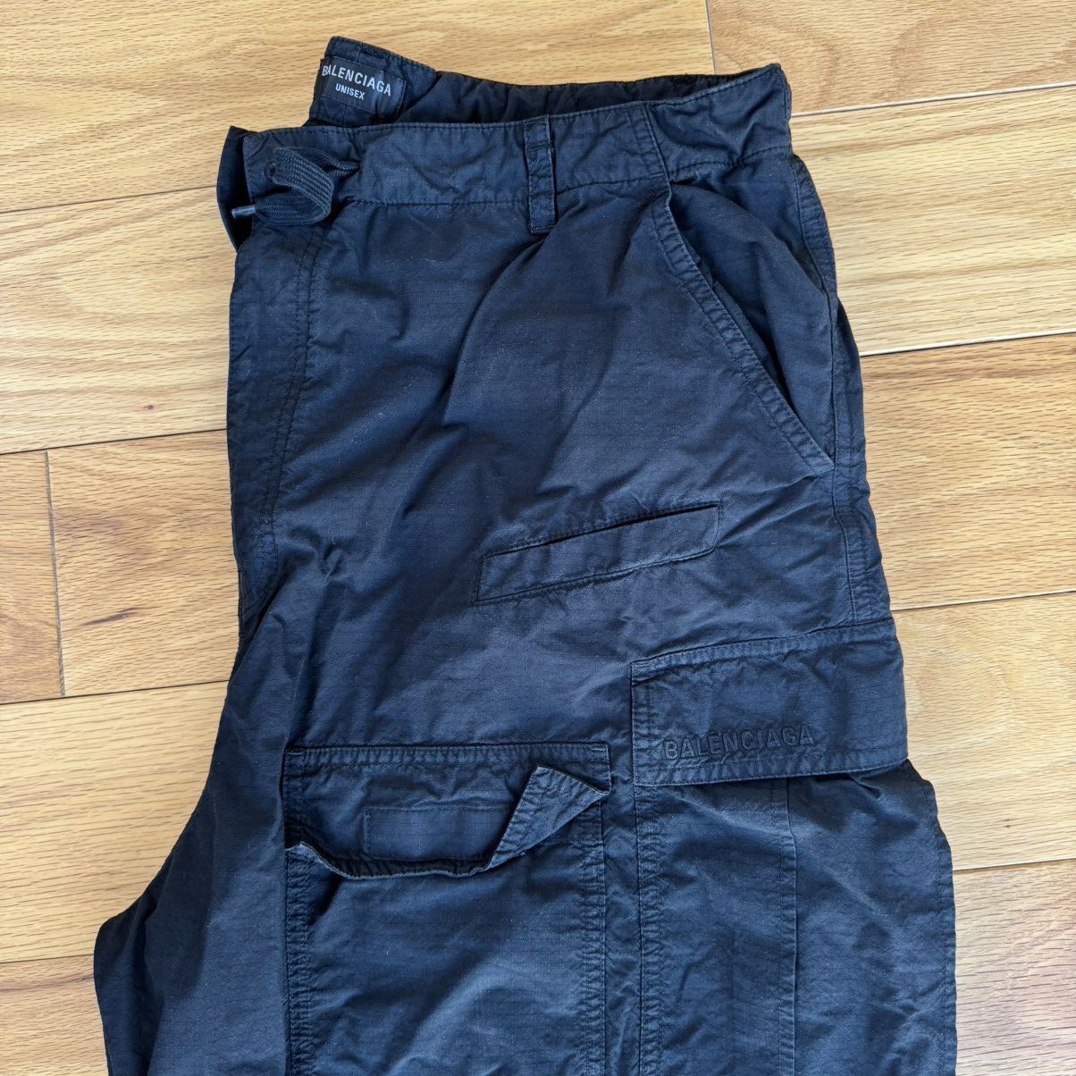 Balenciaga Balenciaga black cotton cargo pants Size US 35 - 4 Thumbnail