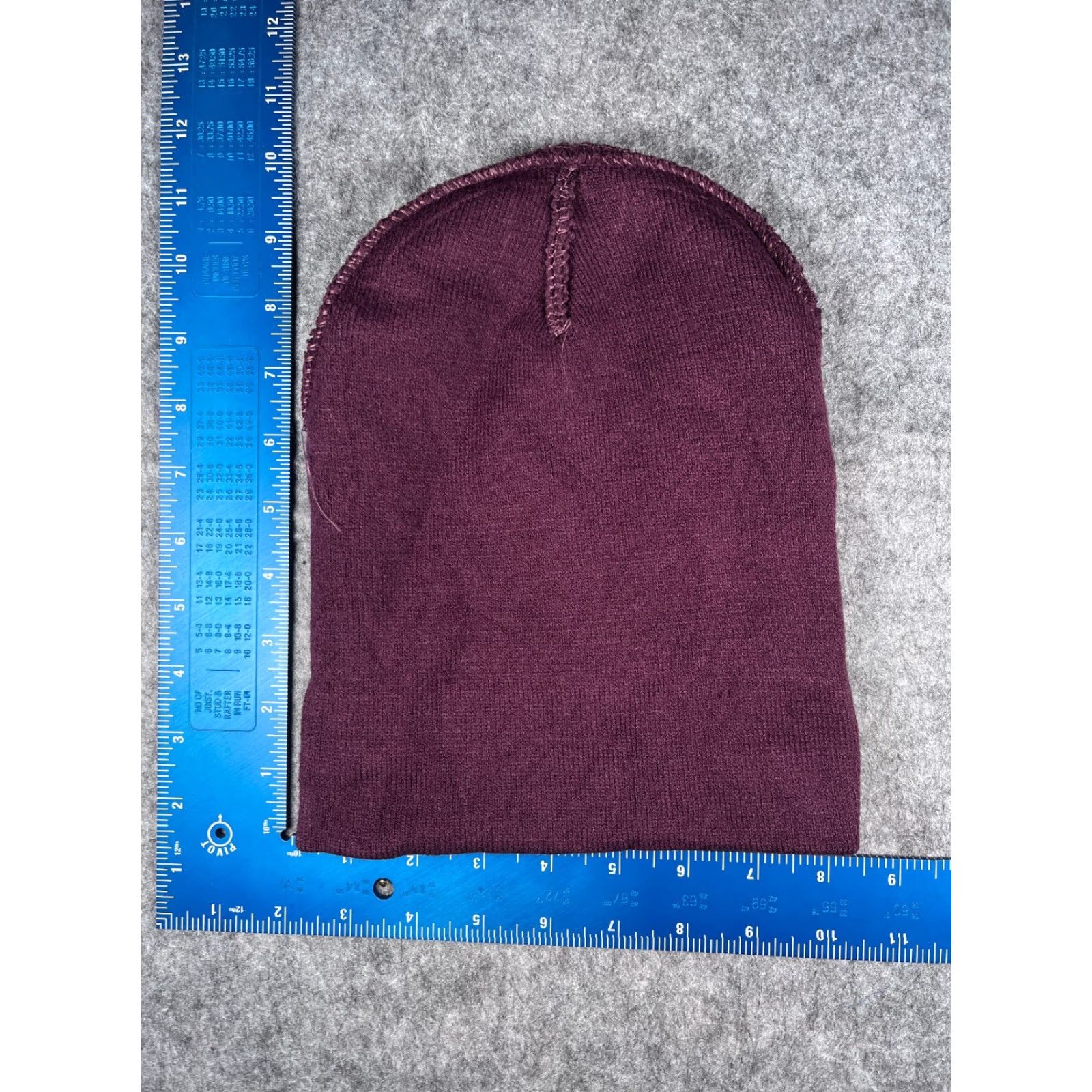 Vintage Gryffindor Harry Potter Beanie Toque Adult One Size Red Yellow Knit Acrylic Ski Hat Men Beanie 90s Logo Winter Fashion Size ONE SIZE - 6 Thumbnail