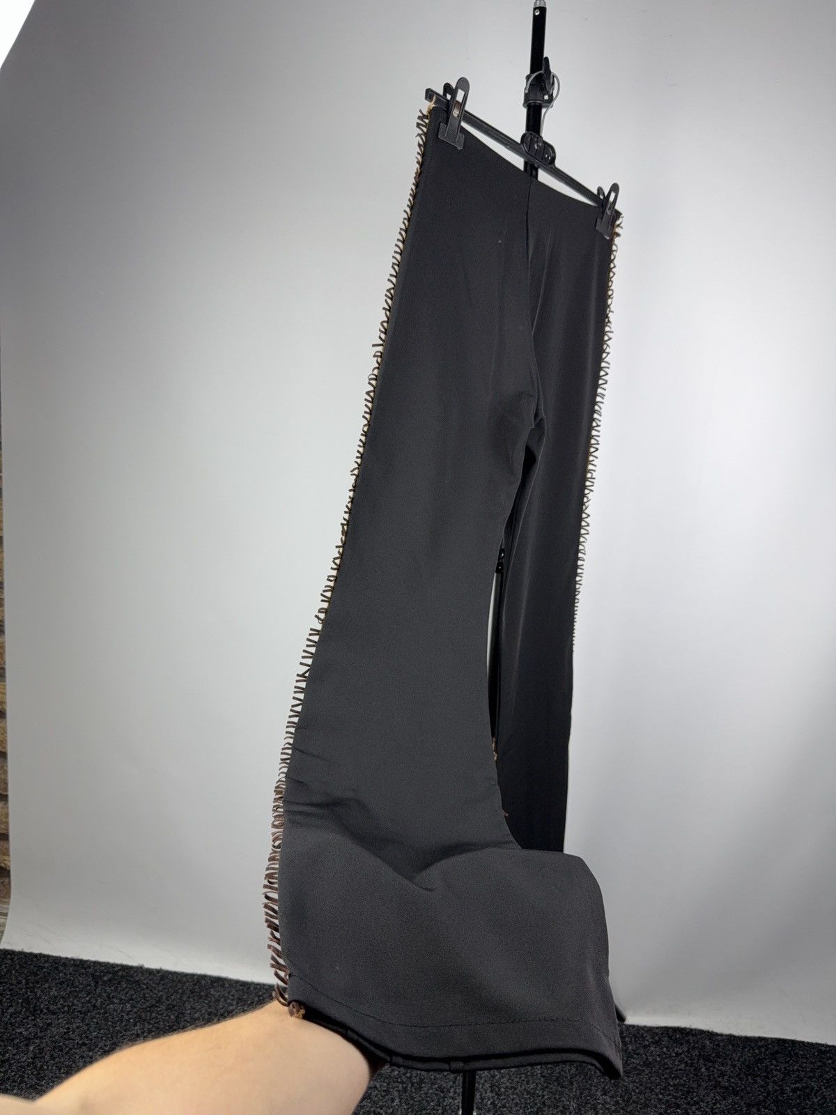 Japanese Brand Retro 00s Avant Garde Western Loana Paris Black Flare Pants Size 27" / US 4 / IT 40 - 8 Thumbnail