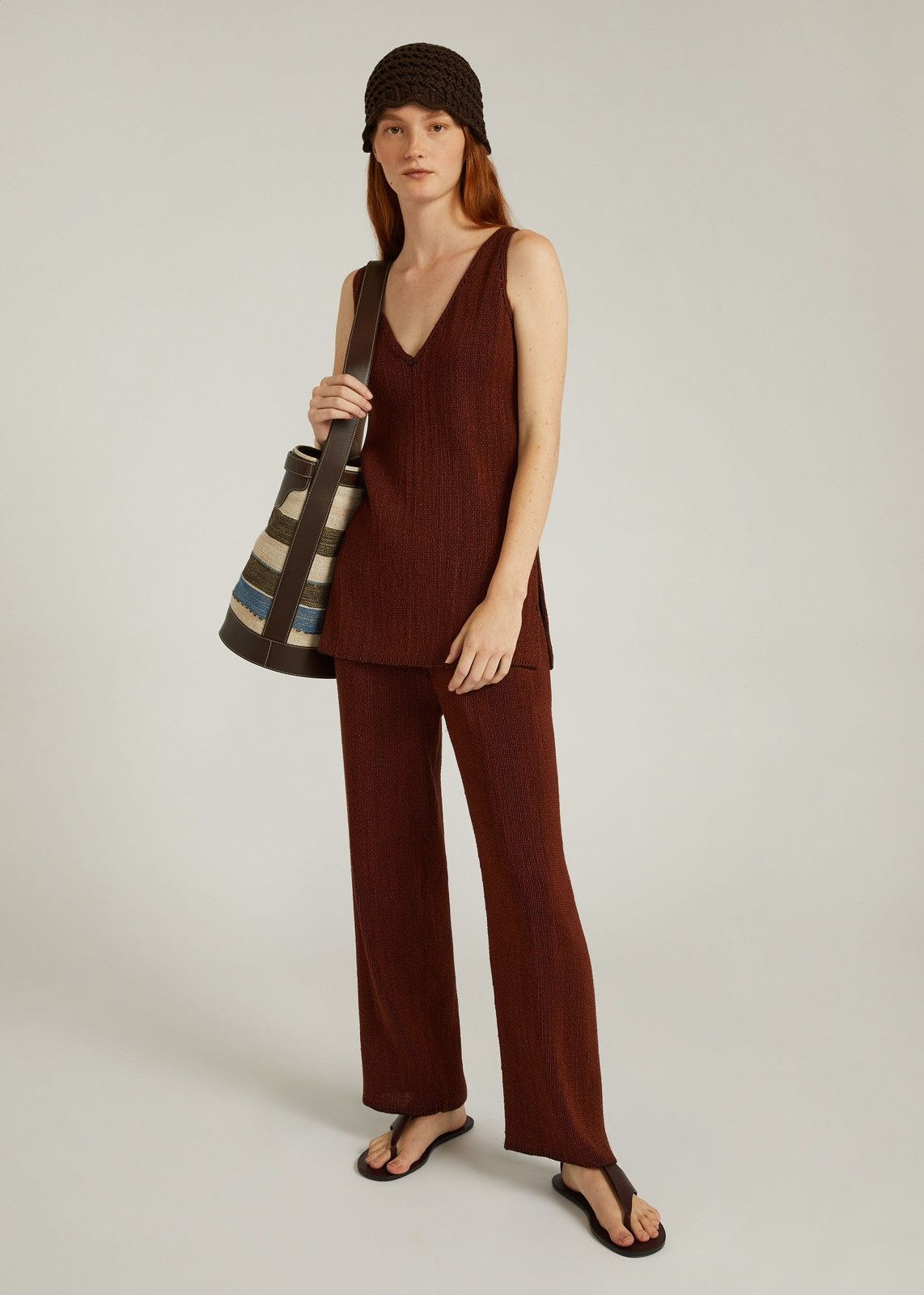 o1srvl11e0424 Pants in Coffee