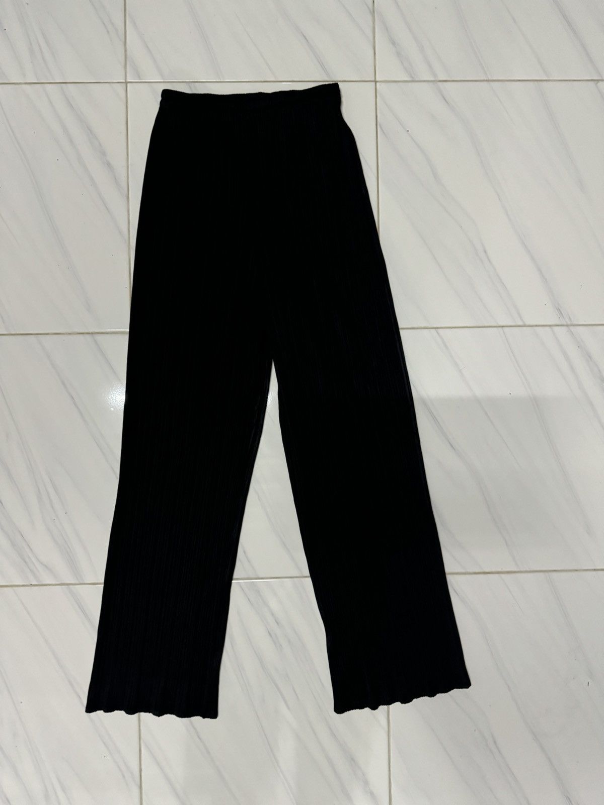 Designer × Pleats Please Issey Miyake Pleats please issey miyake pants Size 28" / US 6 / IT 42 - 2 Thumbnail