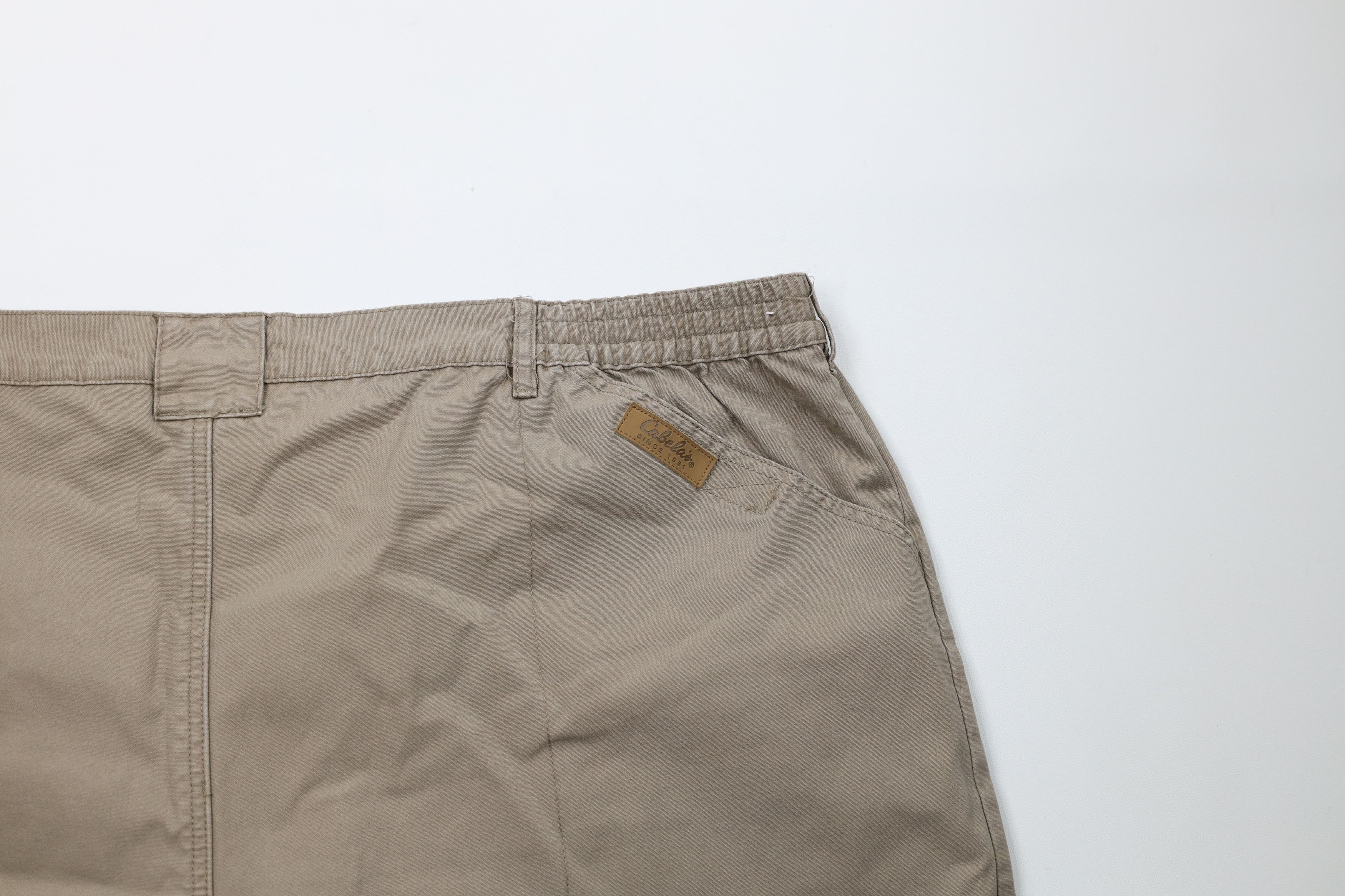 Cabelas Vintage Cabelas Canvas Trekking Cargo Shorts Light Brown Size US 44 / EU 60 - 9 Thumbnail