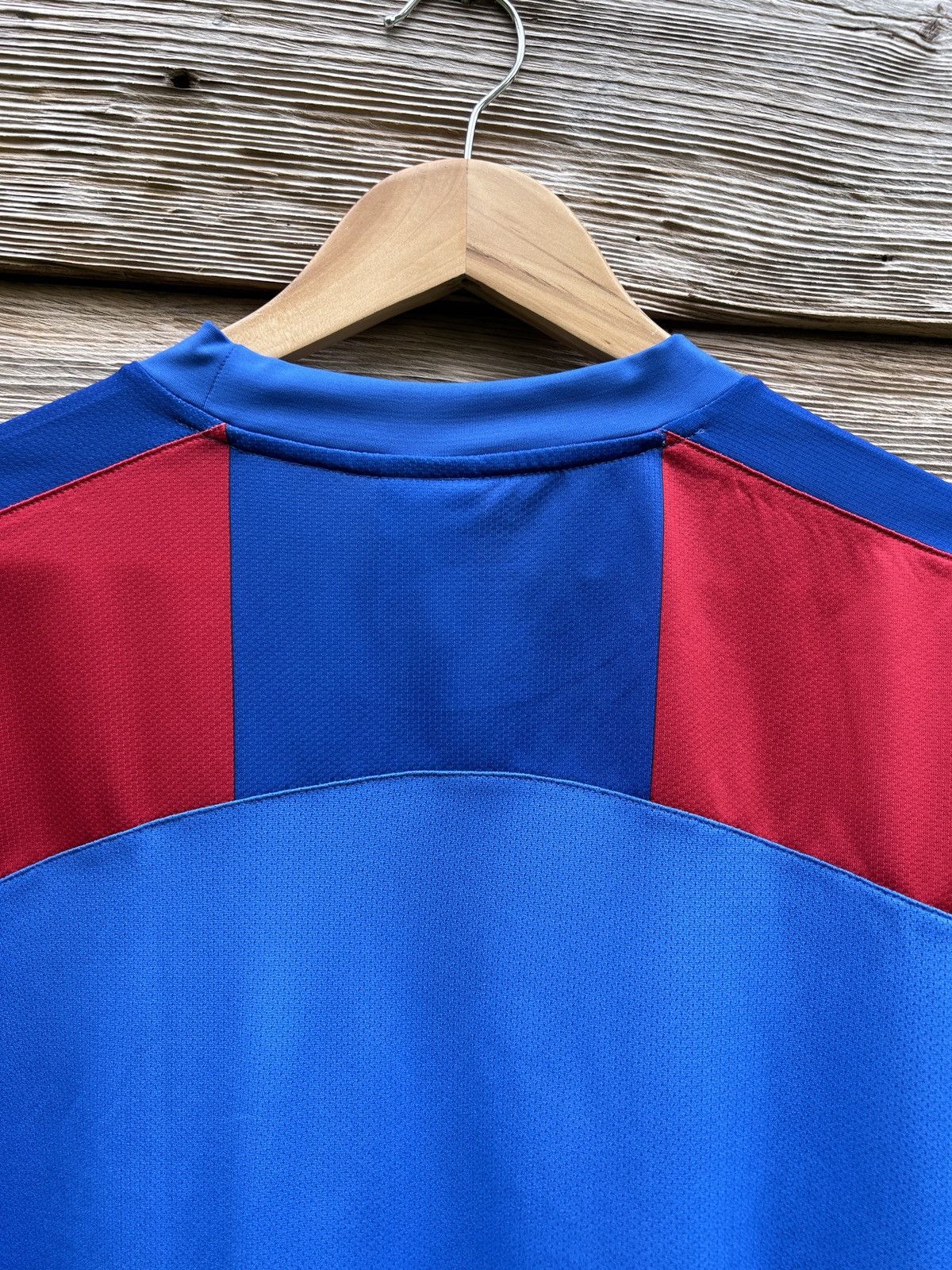 Nike Vintage Nike 2010/11 FC Barcelona Template Soccer Jersey Size US L / EU 52-54 / 3 - 5 Thumbnail