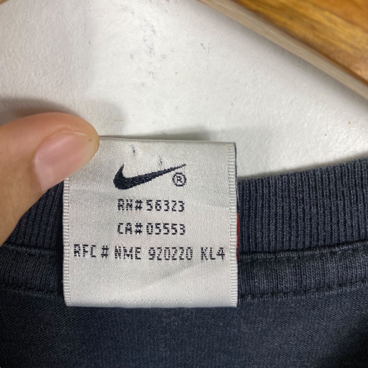 Nike Vintage 90's NIKE Air Jordan 23 Embroidery Logo Women Faded Size XL / US 12-14 / IT 48-50 - 6 Thumbnail