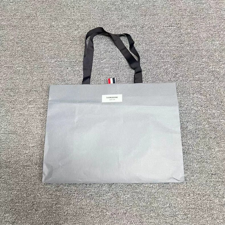 Thom Browne Thom Browne size5 Gray woven tracksuit trousers Size US 29 - 5 Thumbnail