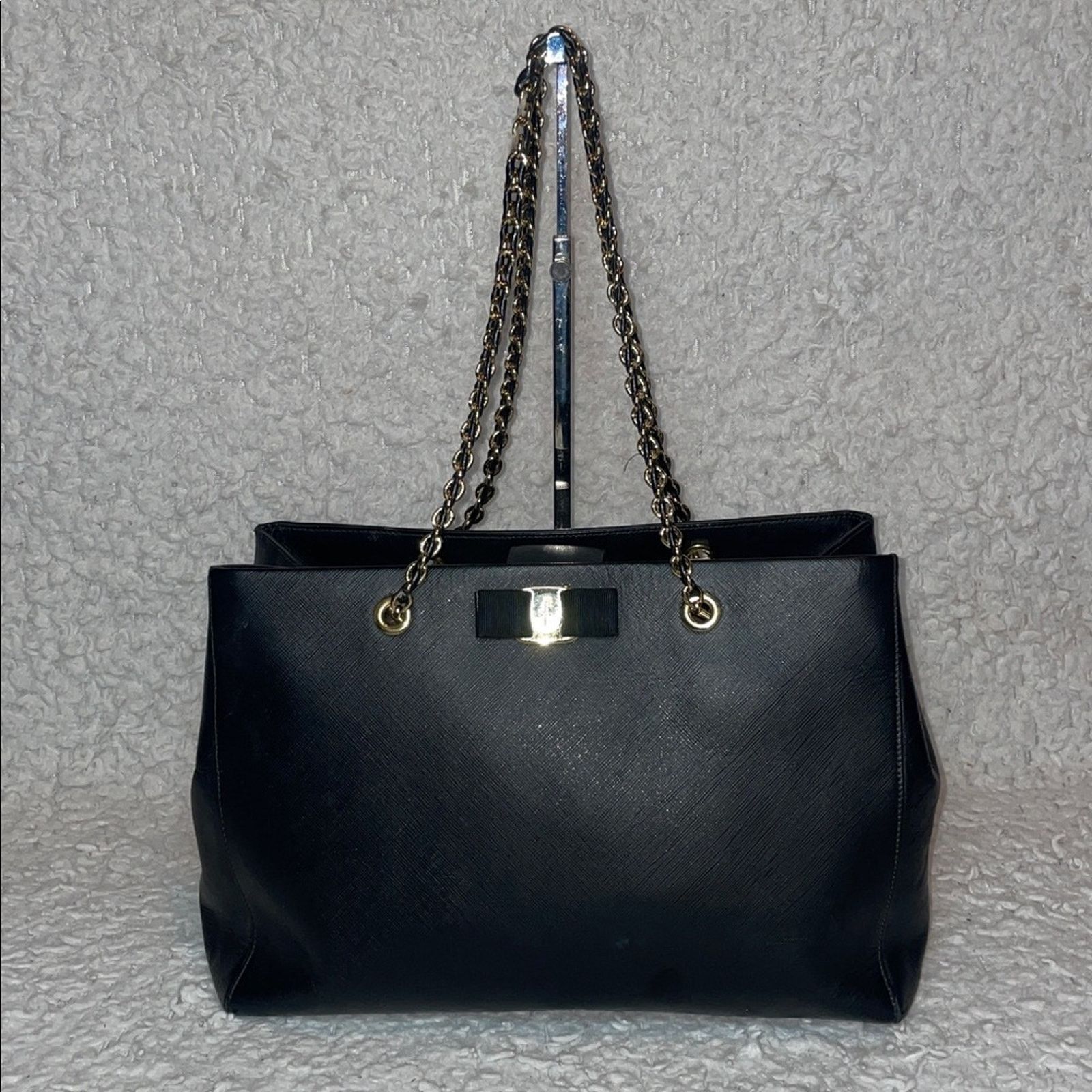 Salvatore Ferragamo Ferragamo Melike Vara Bow Leather Tote Black Size ONE SIZE - 1 Thumbnail