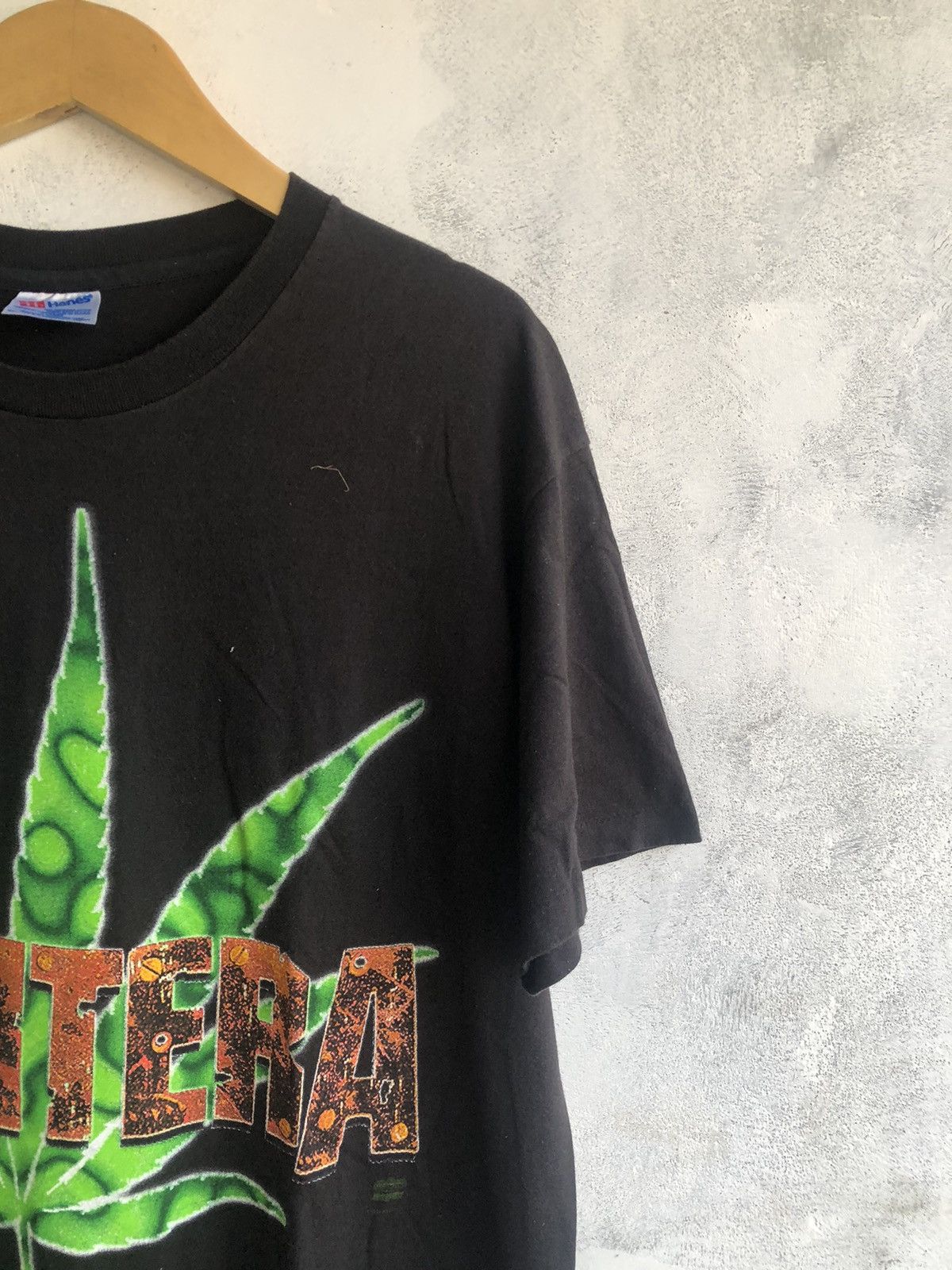 Band Tees Vintage Pantera Far Beyond Driven 1994 Tour Tshirt Weed Leaf Size US XL / EU 56 / 4 - 3 Thumbnail