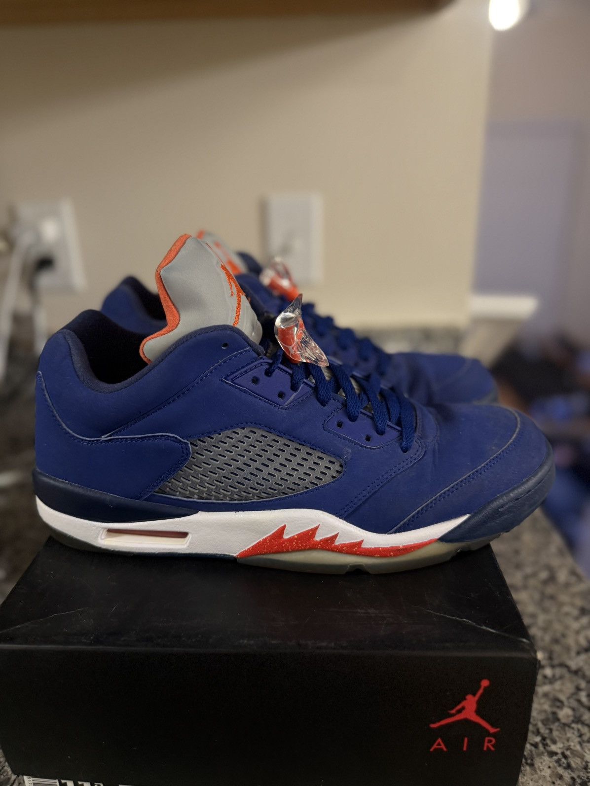 Jordan Brand × Nike Size 12 - Jordan 5 Retro Low Knicks 2016 819171-417 Size US 12 / EU 45 - 1 Thumbnail