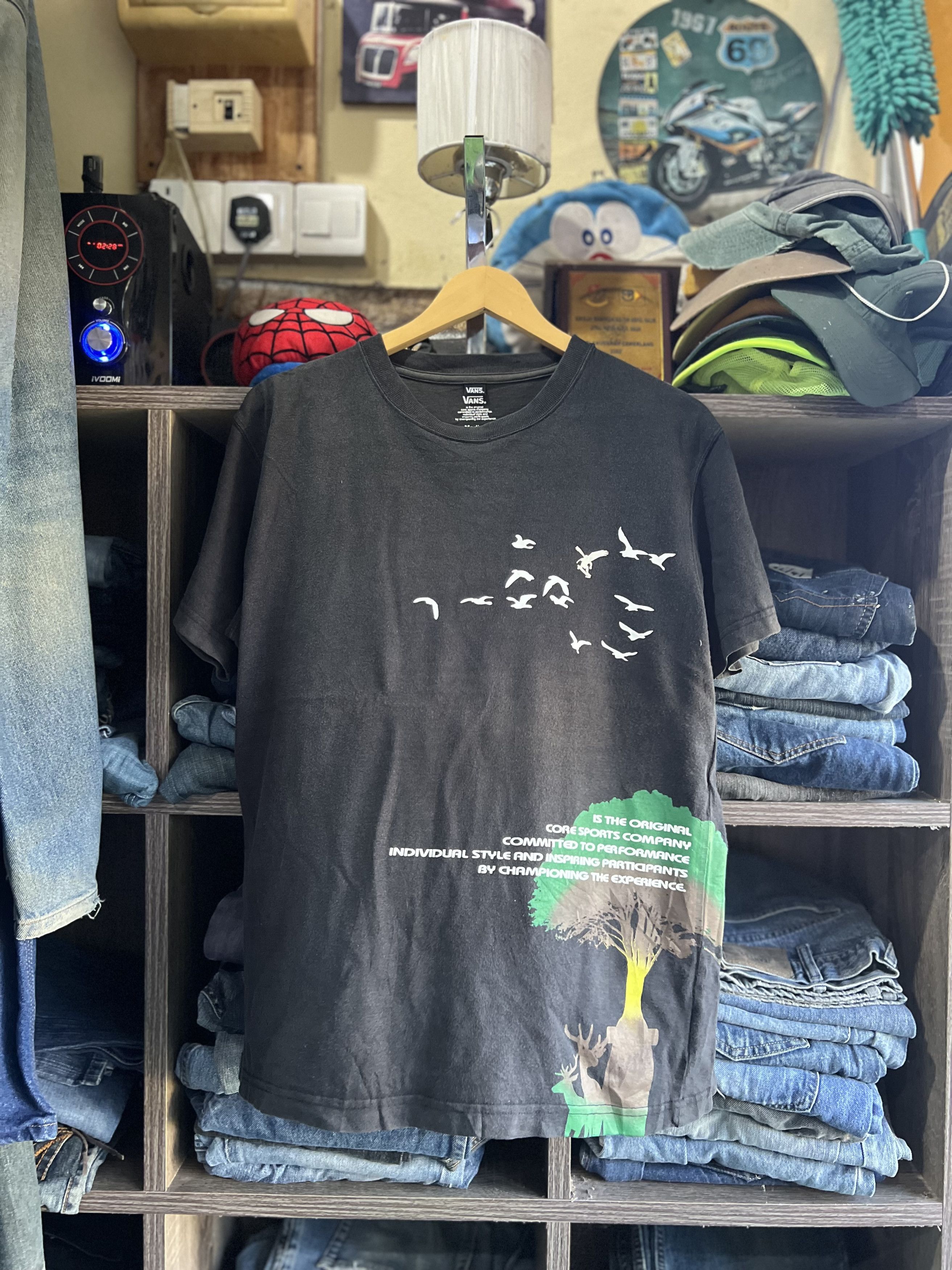 Vans 🔥Vintage Vans View Tees Size US M / EU 48-50 / 2 - 13 Thumbnail