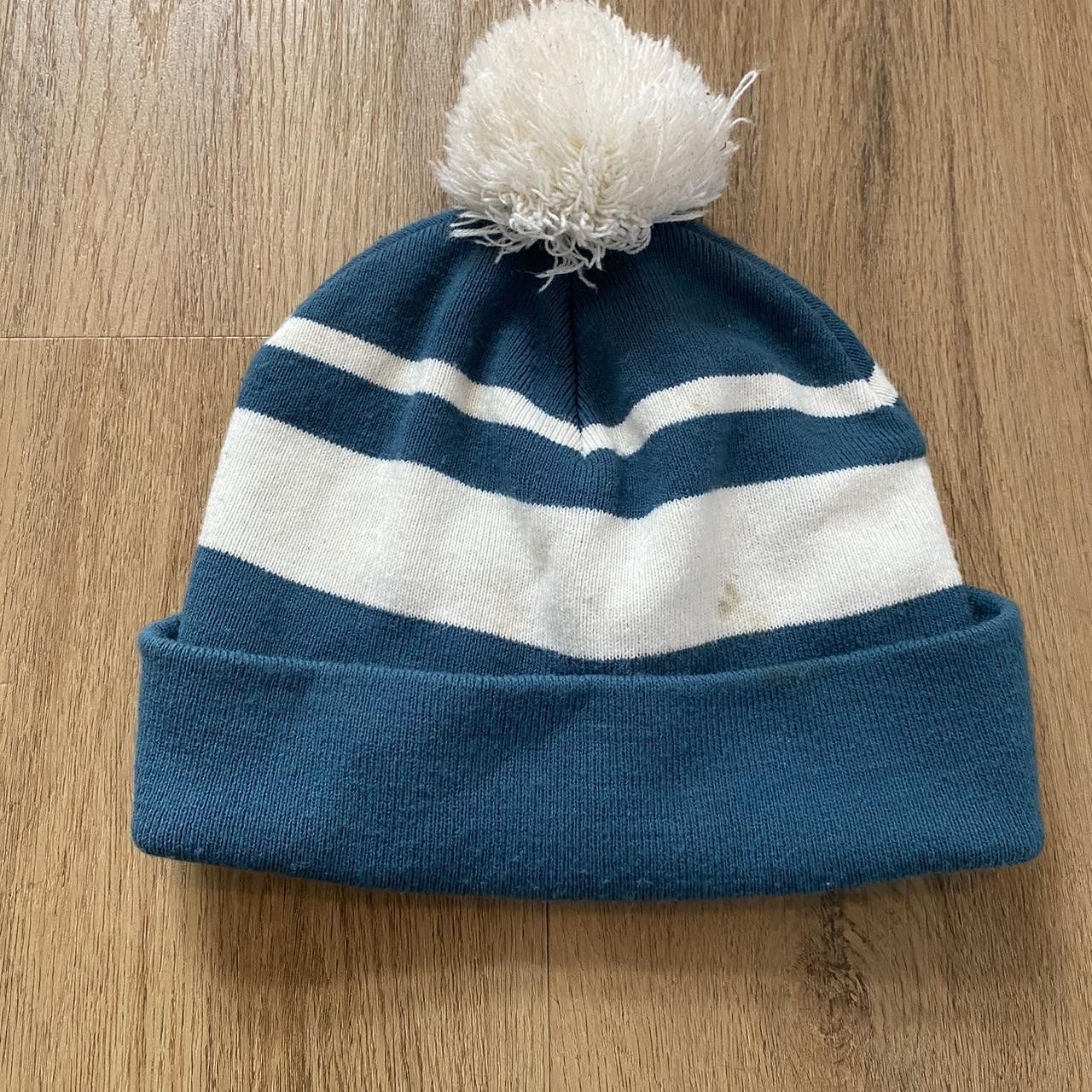 Vans Navy white striped beanie #stripedhat Size ONE SIZE - 1 Thumbnail