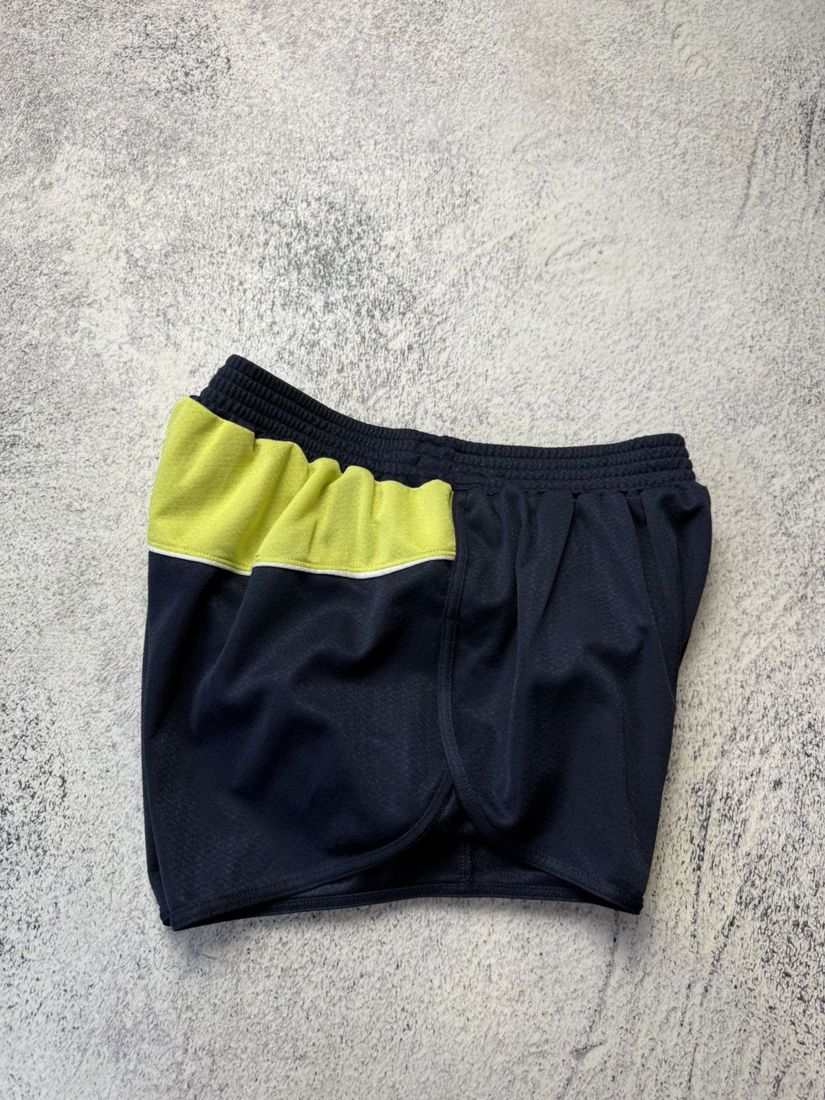 Umbro Vintage Umbro Sportswear Sorts Y2K Rare Size US 36 / EU 52 - 13 Thumbnail