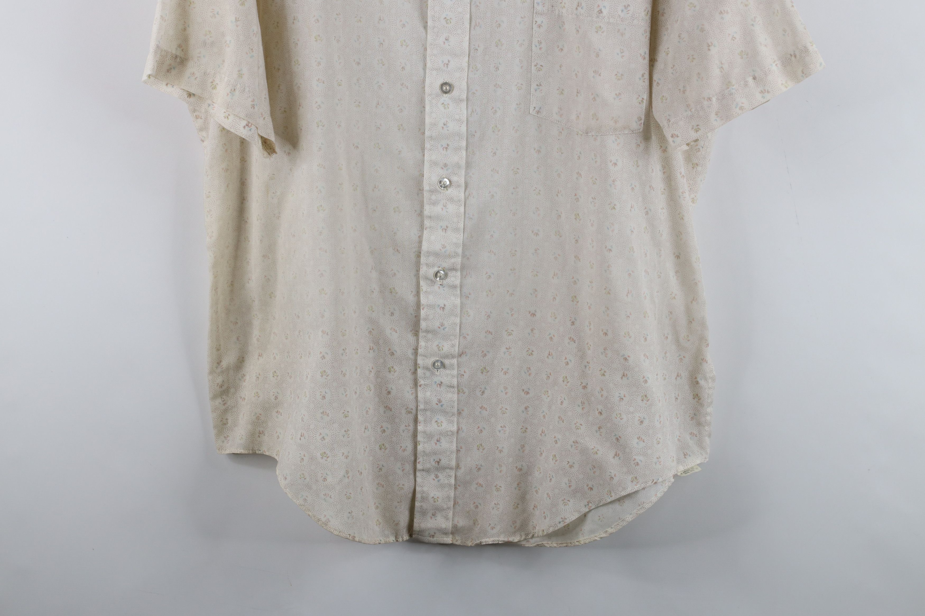 Vintage Vintage 70s Streetwear Short Sleeve Collared Button Shirt Size US M / EU 48-50 / 2 - 3 Thumbnail