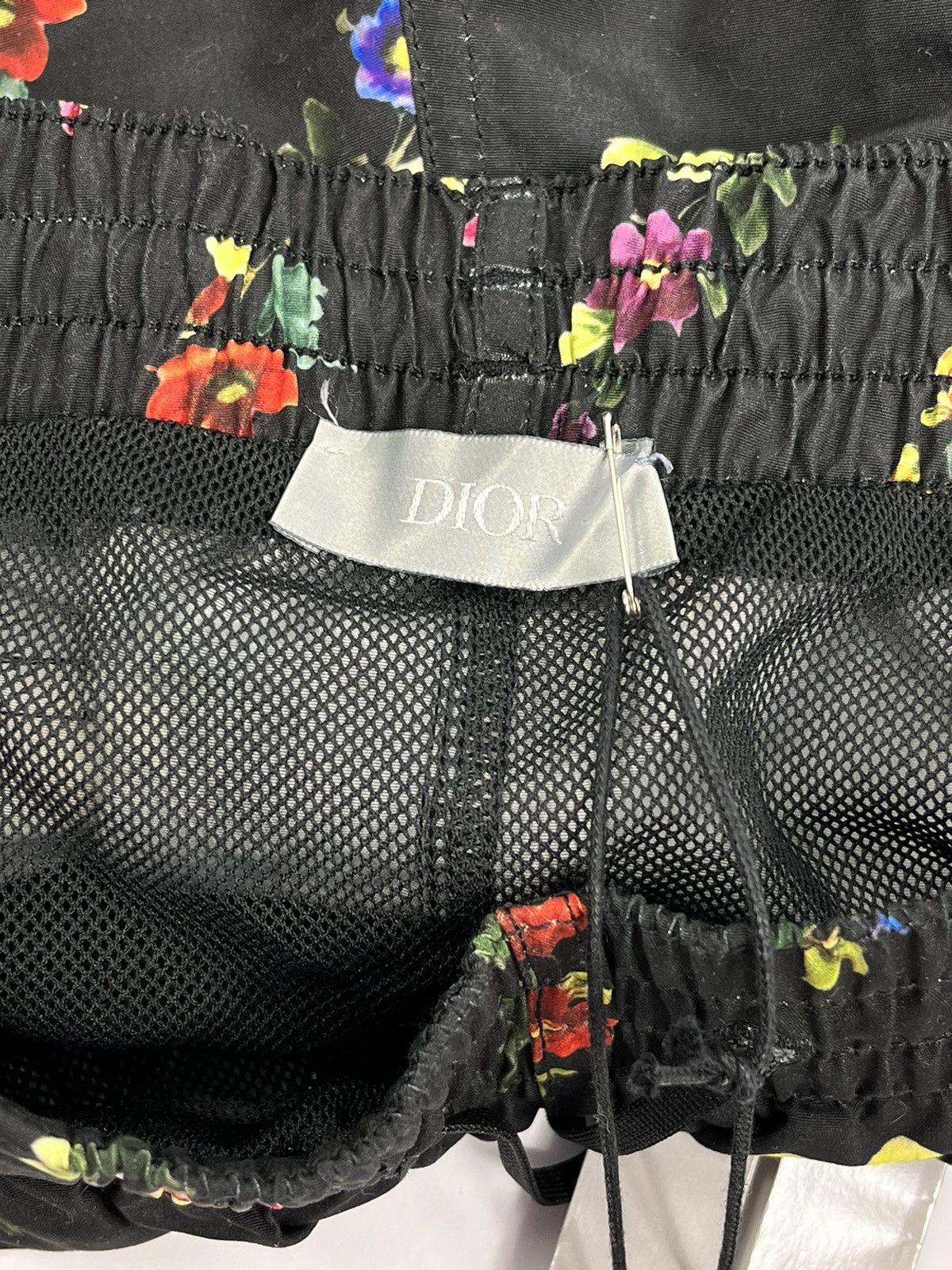 Dior FLORAL PRINT EMBROIDERED LOGO BLACK SWIMSHORTS Size US 30 / EU 46 - 10 Thumbnail