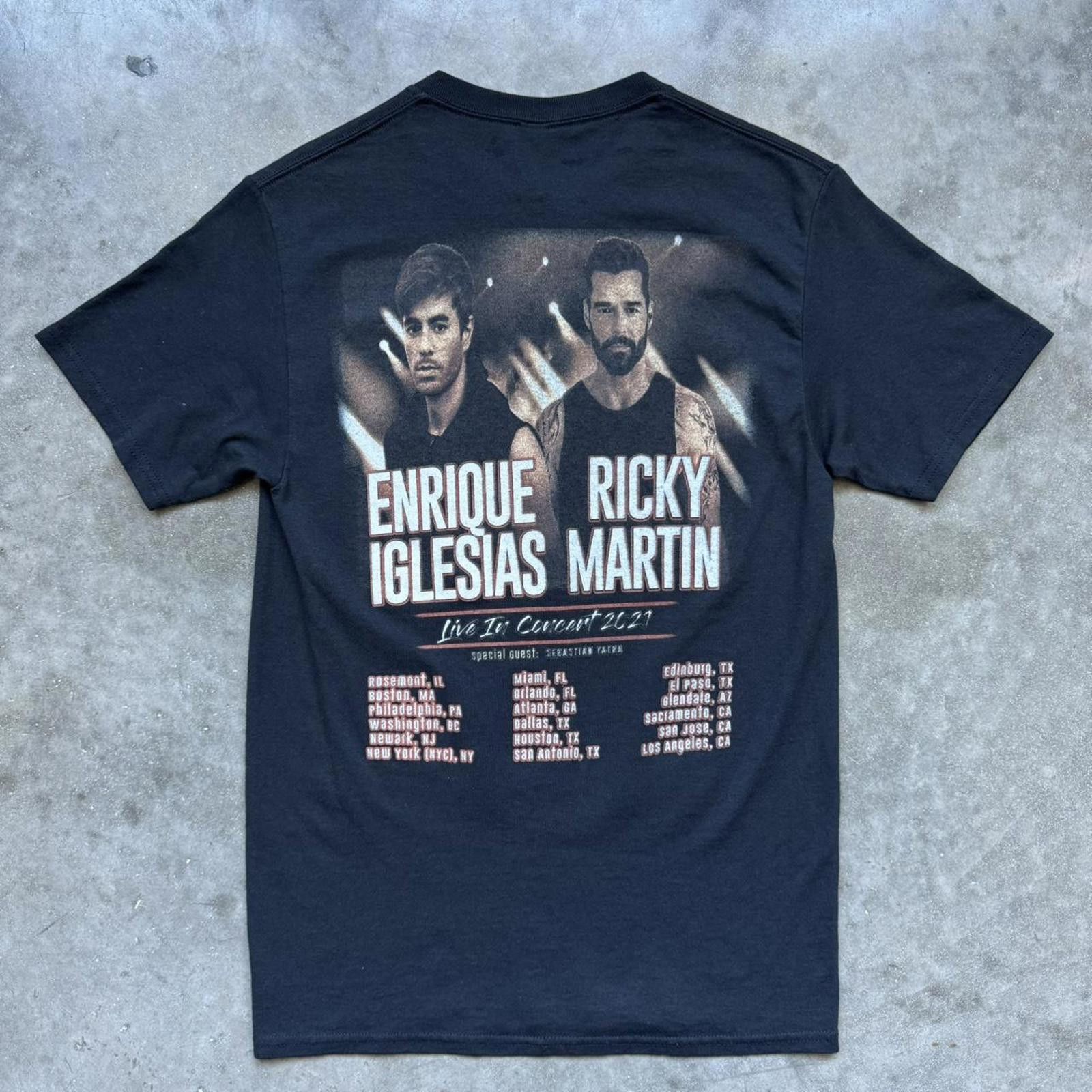 Other Enrique Iglesias x Ricky Martin Tour Rap Tee Style T-Shirt Size US S / EU 44-46 / 1 - 2 Thumbnail
