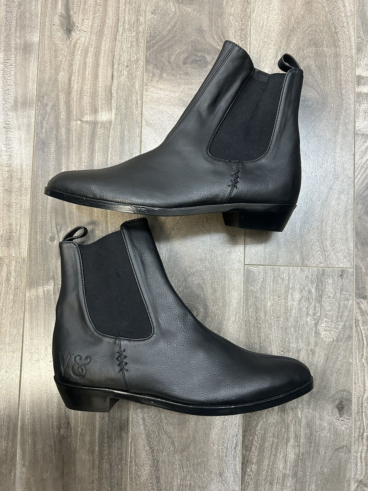 Chelsea Soccer × Designer Voes & Company Harlow Vegan Chelsea Boots Black Corn Leather Size US 7.5 / IT 37.5 - 1 Thumbnail