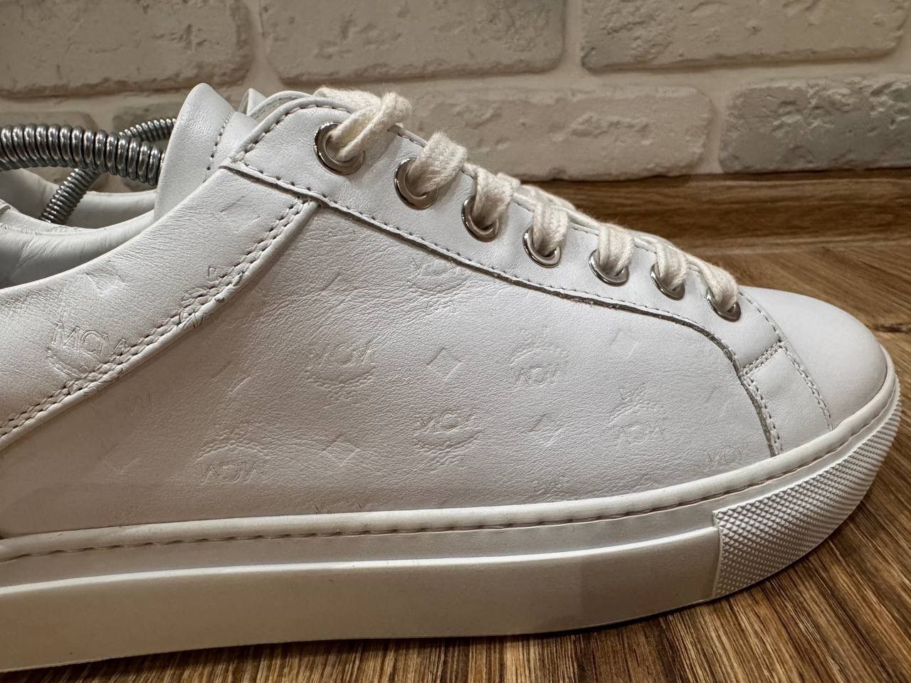 MCM MCM Men's Leather Sneakers Size 41 US 8 Size US 8 / EU 41 - 13 Thumbnail