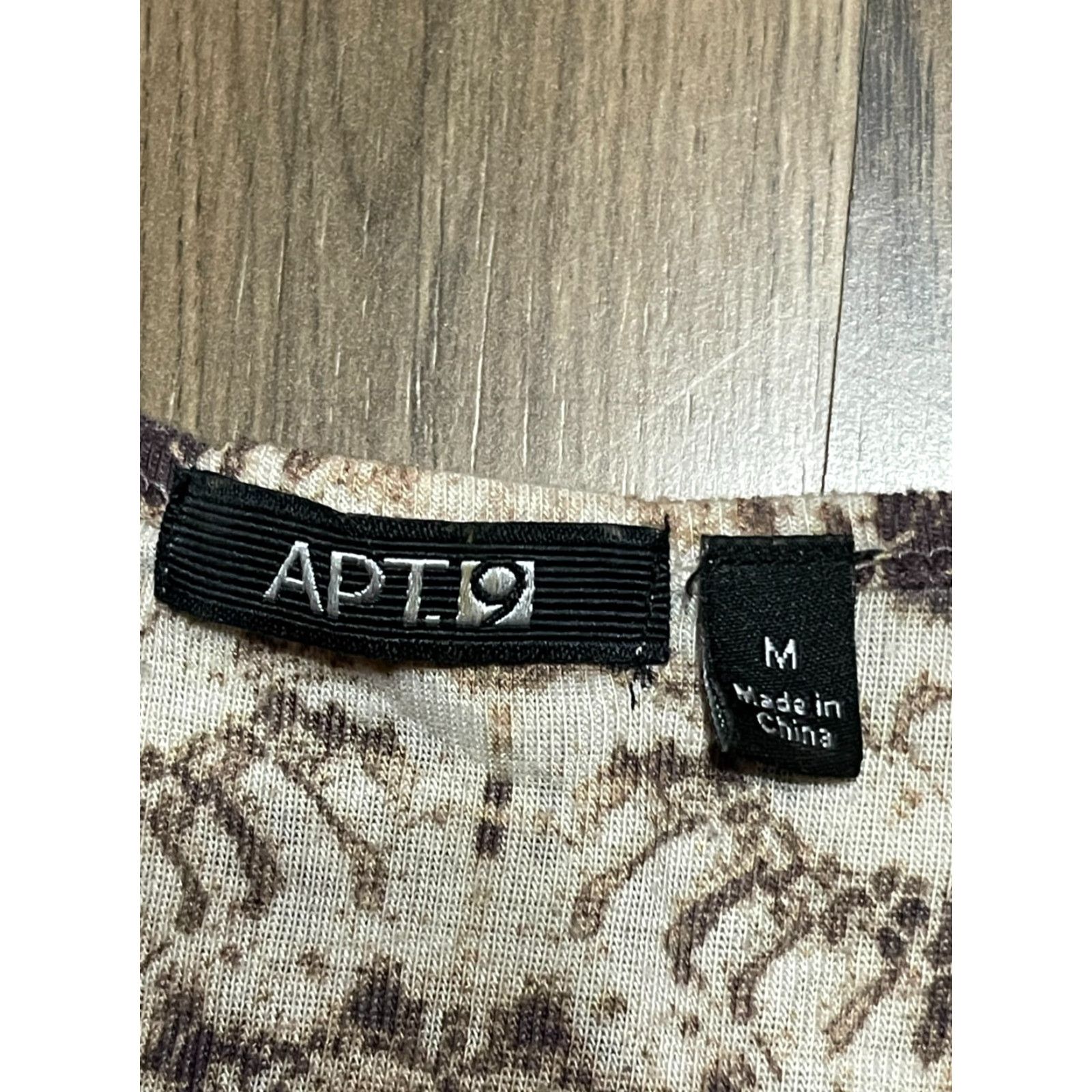Apt. 9 Apt. 9 Shirt Women's Size Medium Animal Print Short Sleeve Multicolor Casual, Regular Fit, T-Shirt Womens Size M / US 6-8 / IT 42-44 - 7 Thumbnail